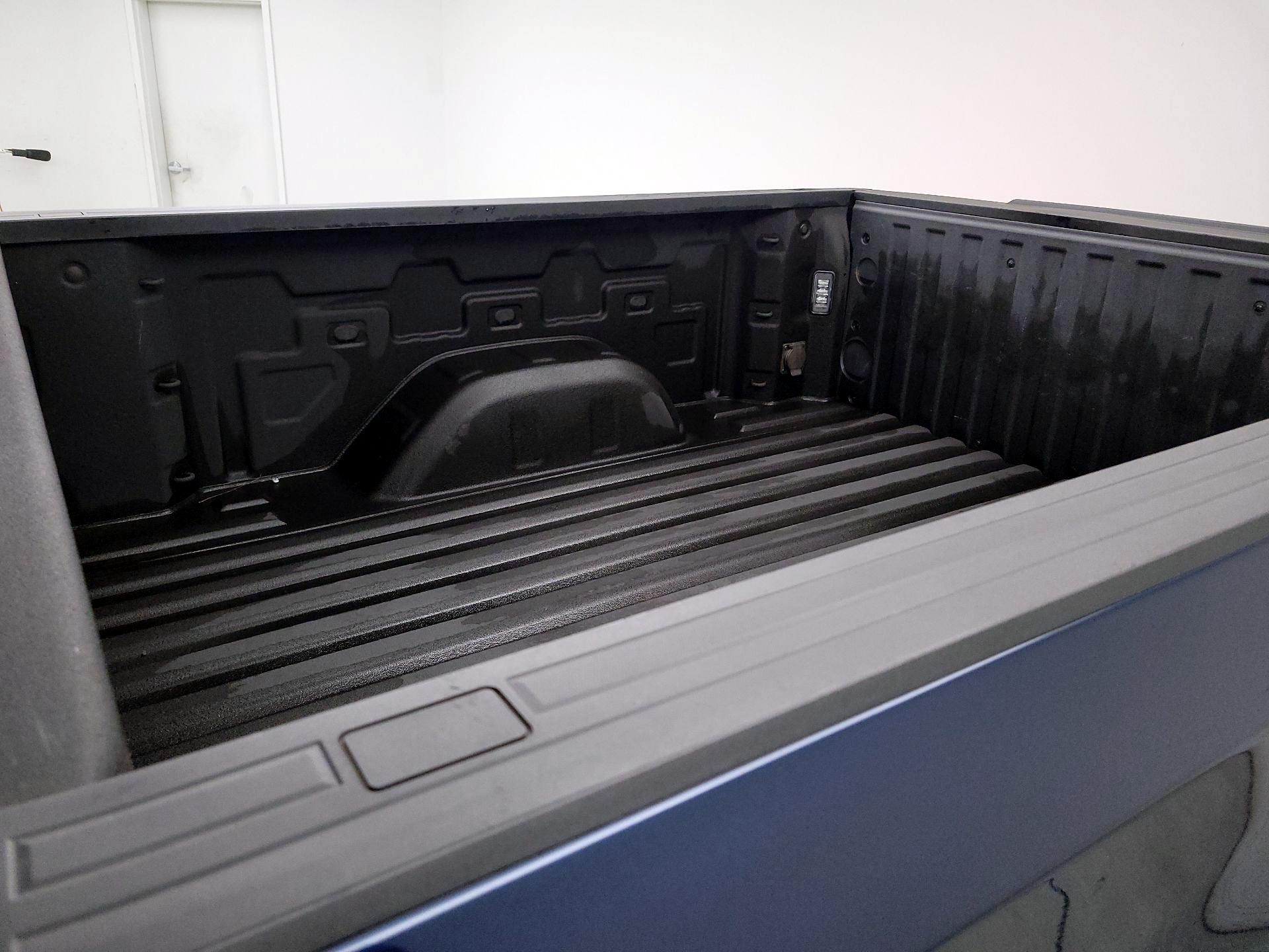 Thumbnail: 2021 Chevrolet Silverado 1500 - 20