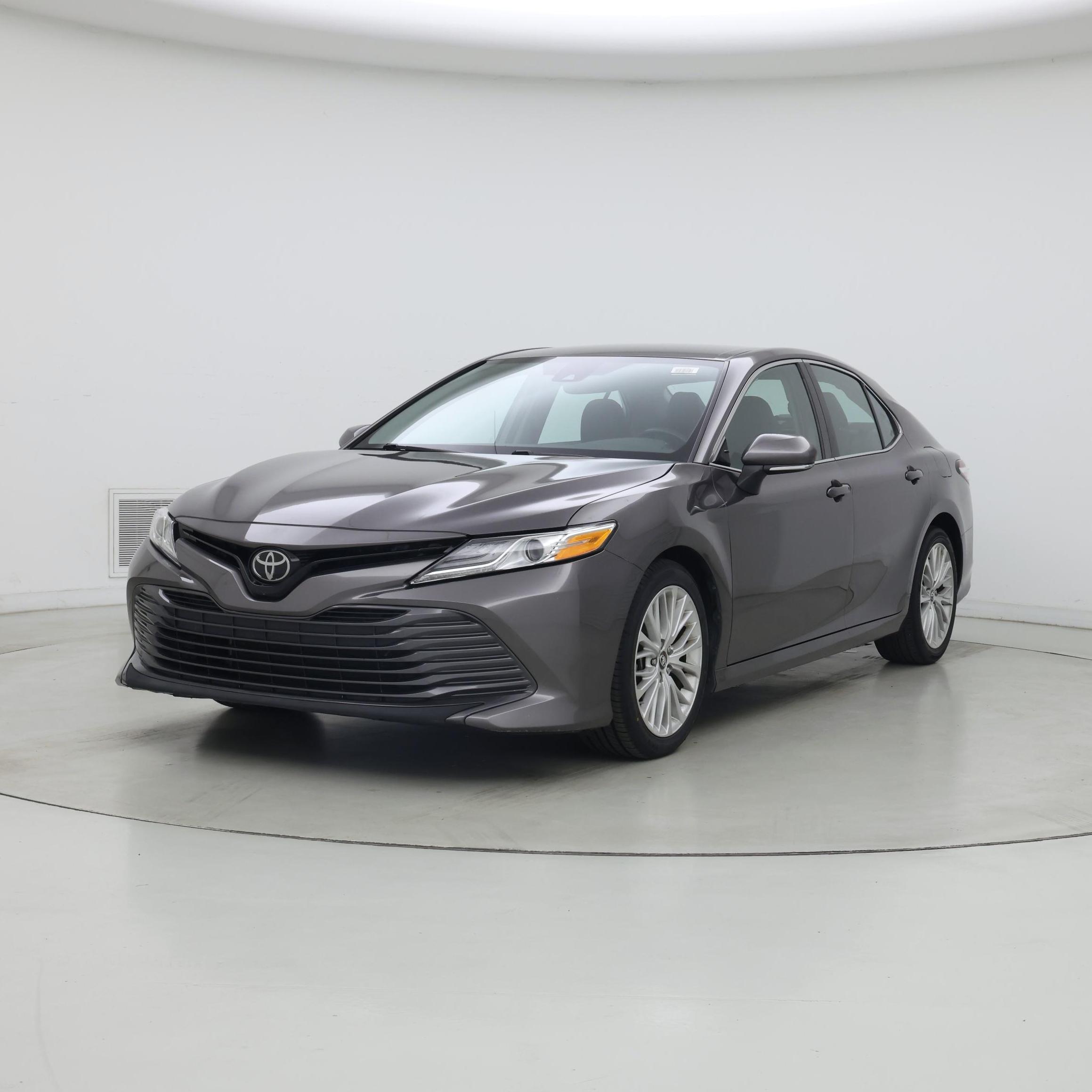 Thumbnail: 2019 Toyota Camry - 4