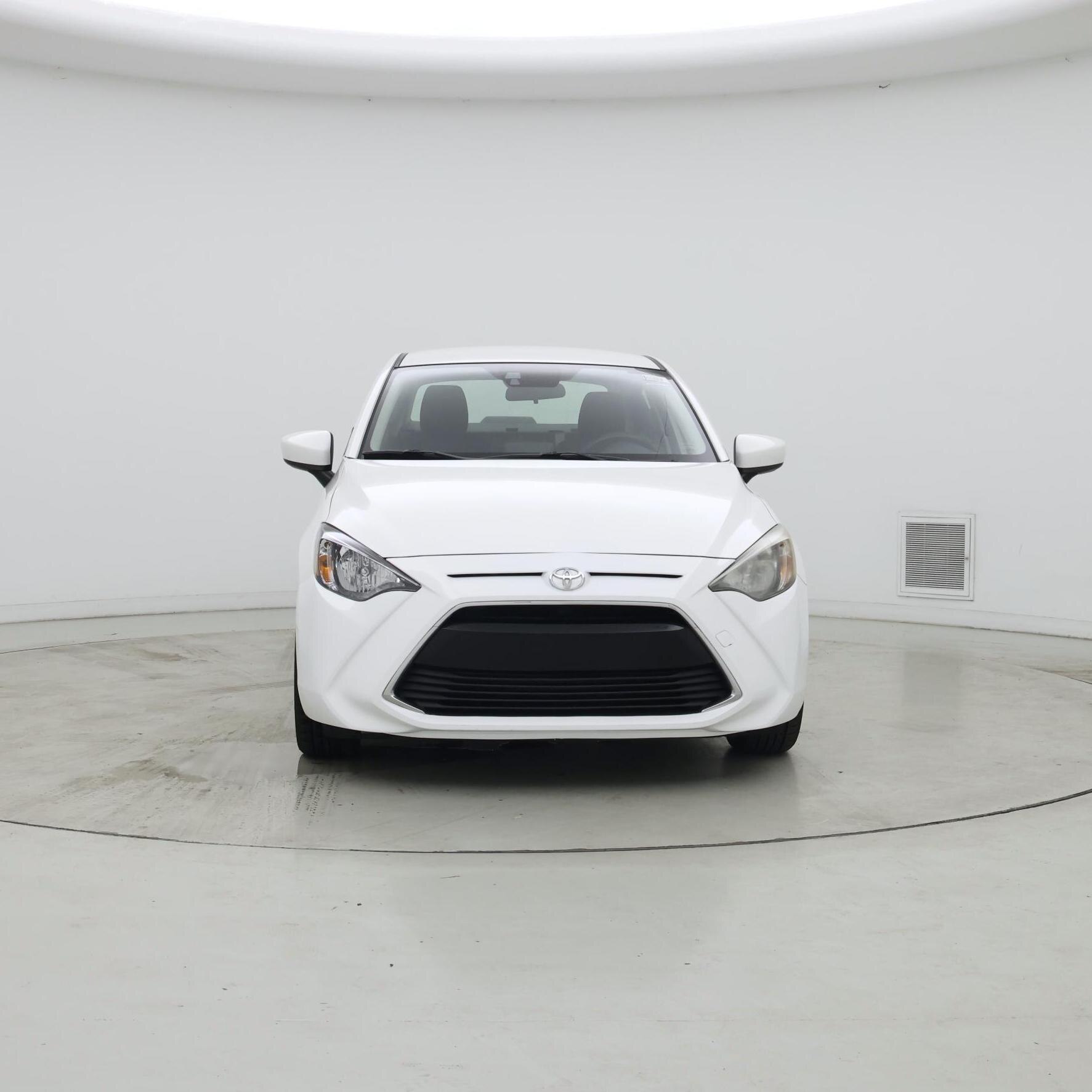 Thumbnail: 2017 Toyota Yaris iA - 5