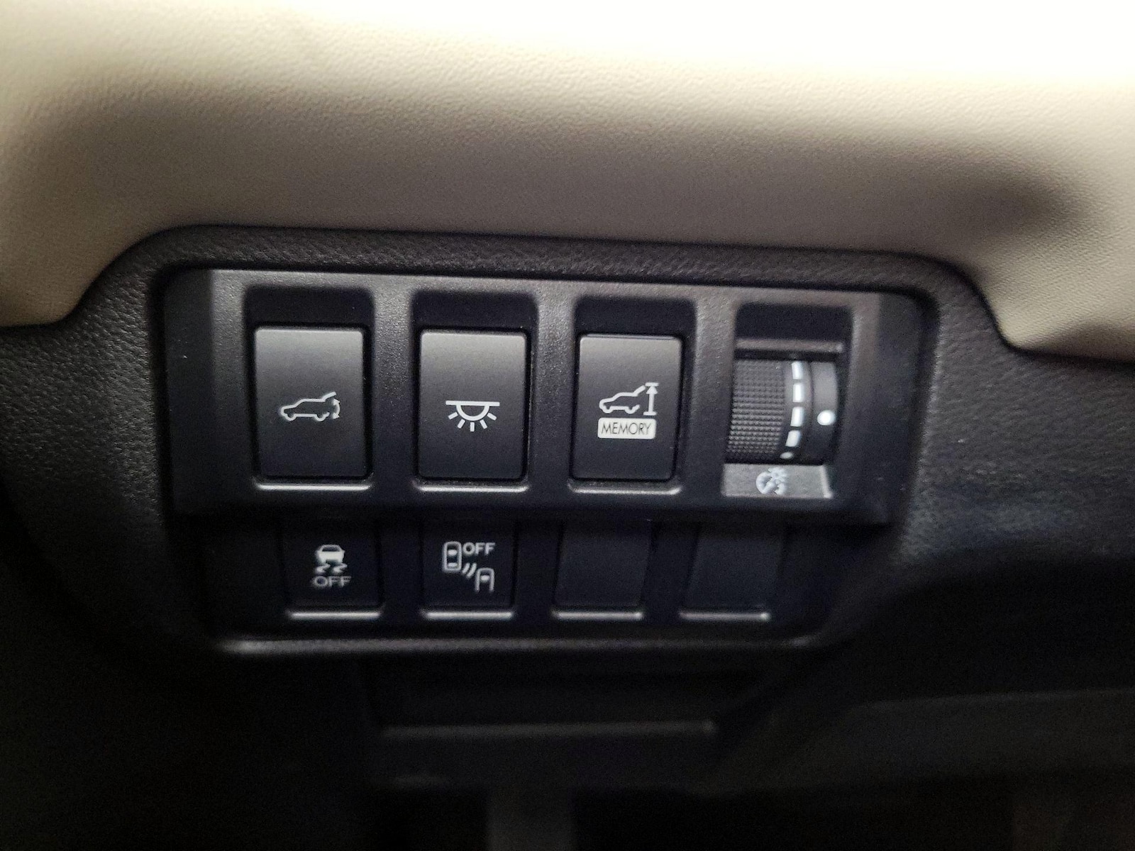 2021 Subaru Ascent Limited - Photo 14