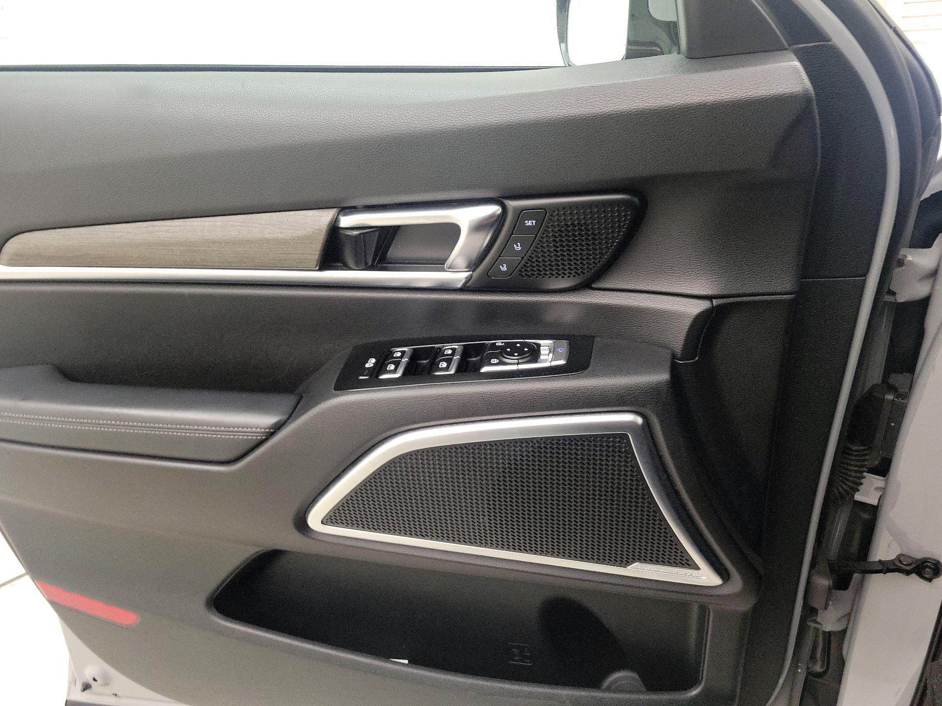 Thumbnail: 2021 Kia Telluride - 12