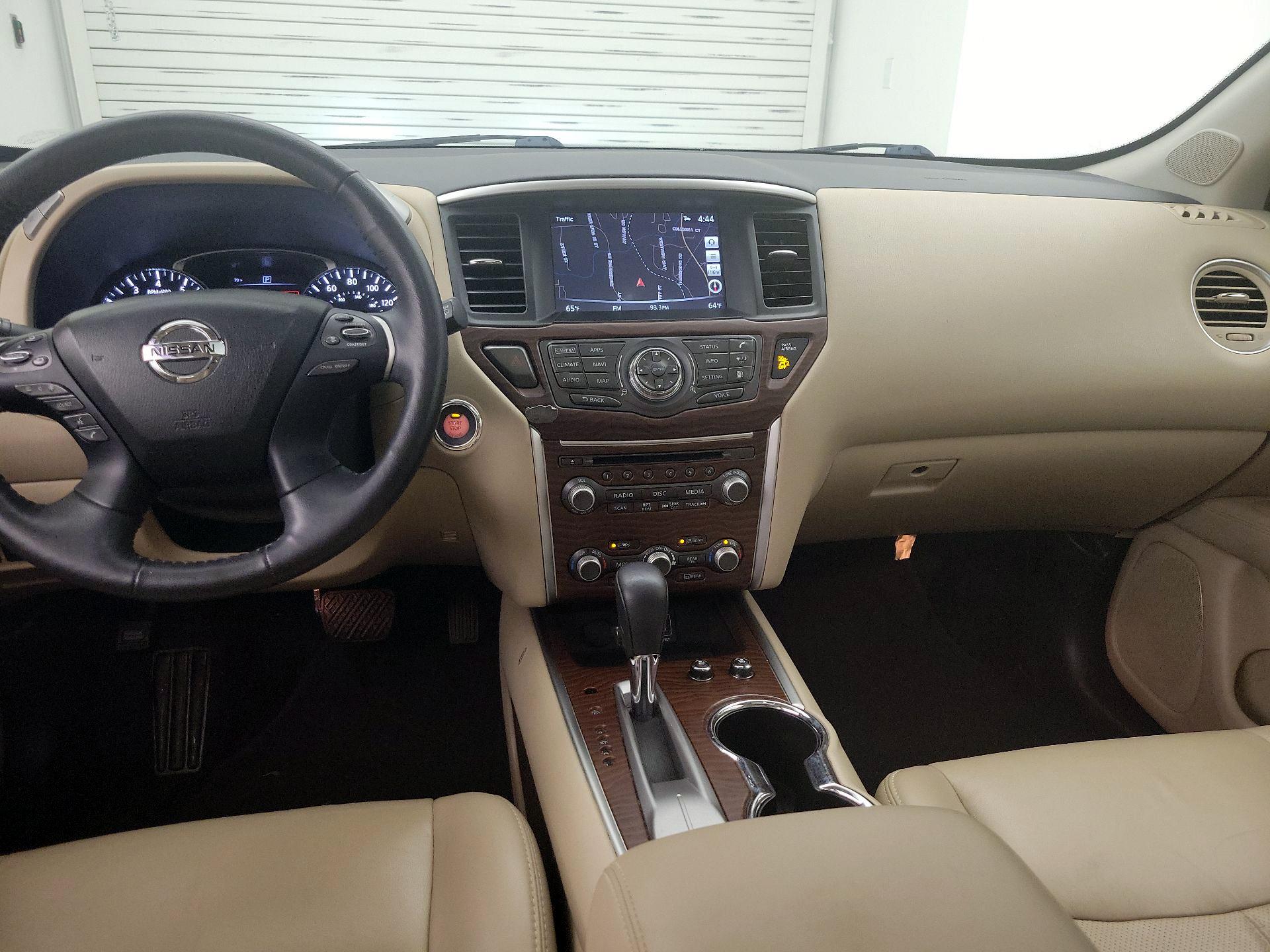 Thumbnail: 2020 Nissan Pathfinder - 9
