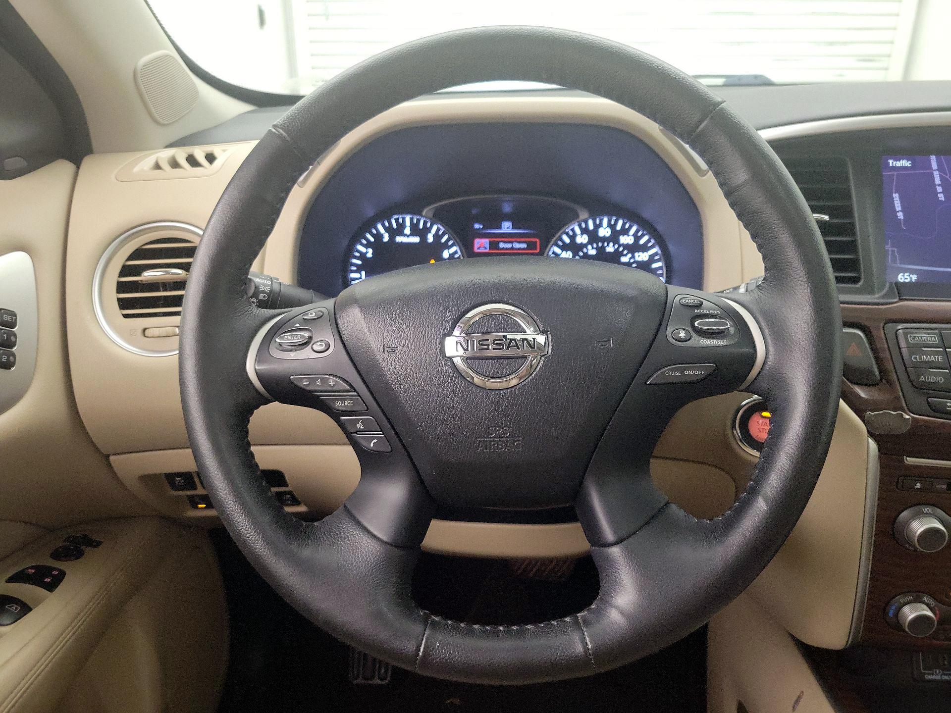 Thumbnail: 2020 Nissan Pathfinder - 10