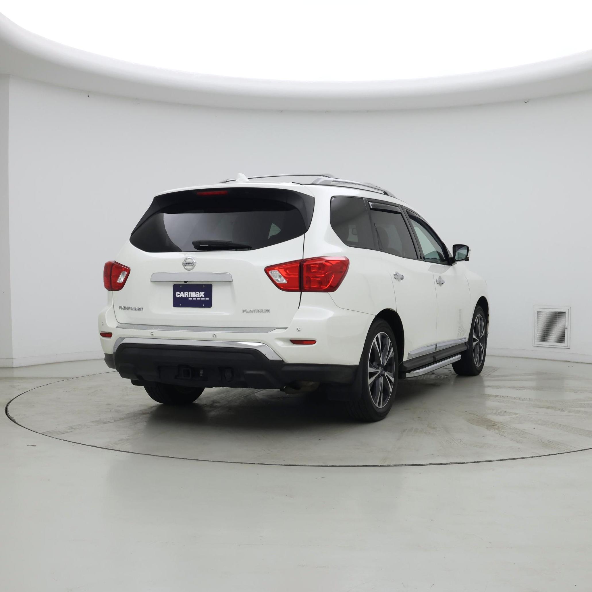 Thumbnail: 2020 Nissan Pathfinder - 8