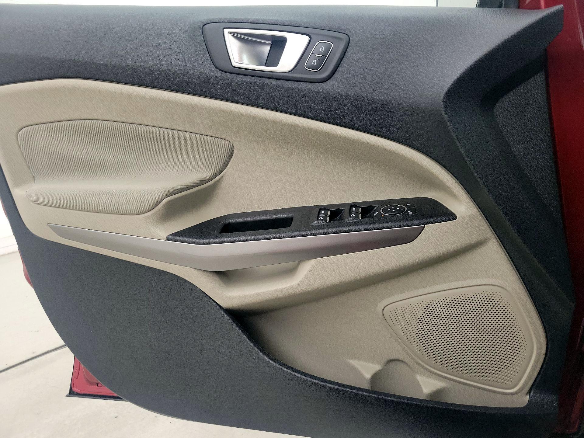 Thumbnail: 2019 Ford EcoSport - 12