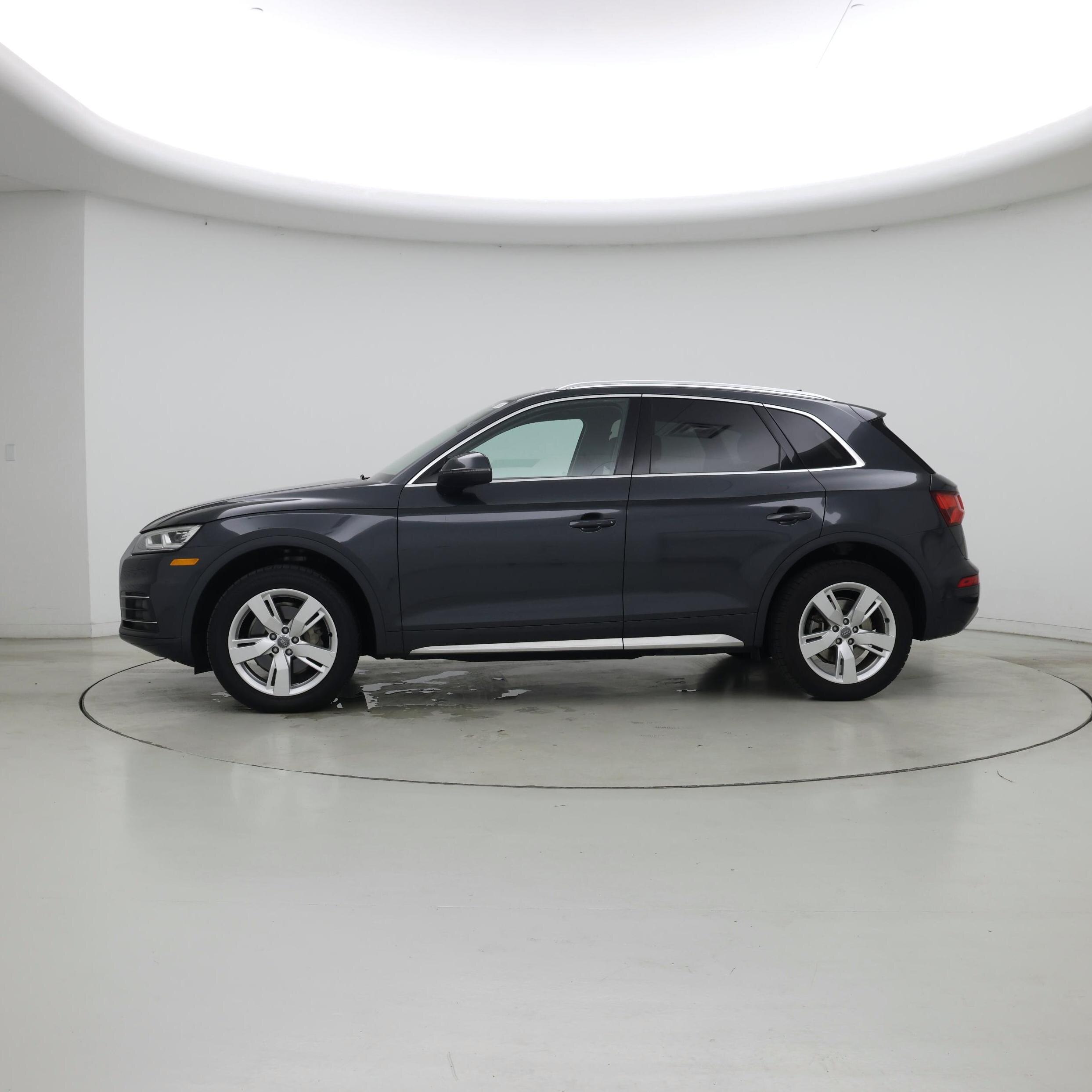Thumbnail: 2019 Audi Q5 - 3