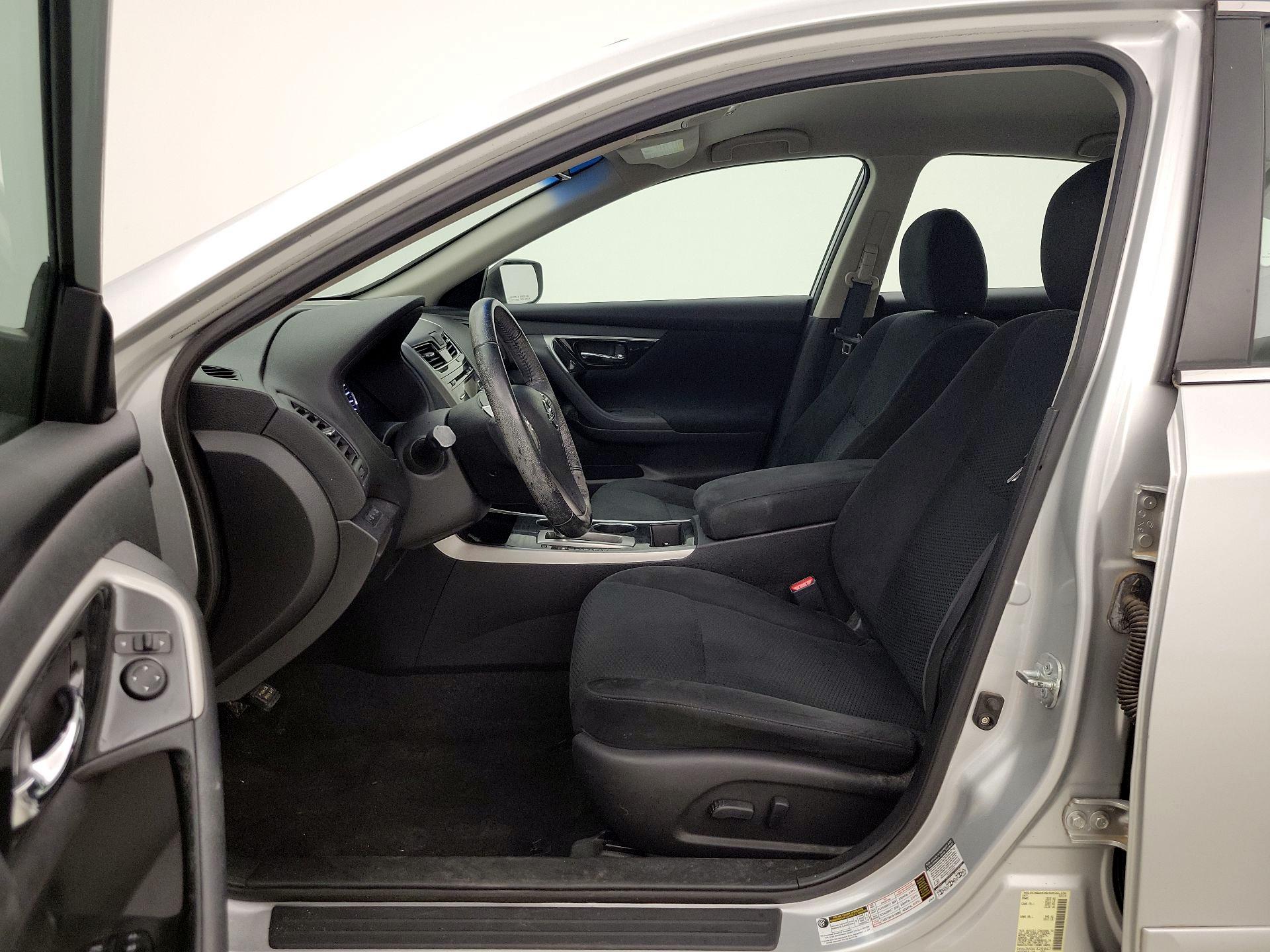 Thumbnail: 2014 Nissan Altima - 11