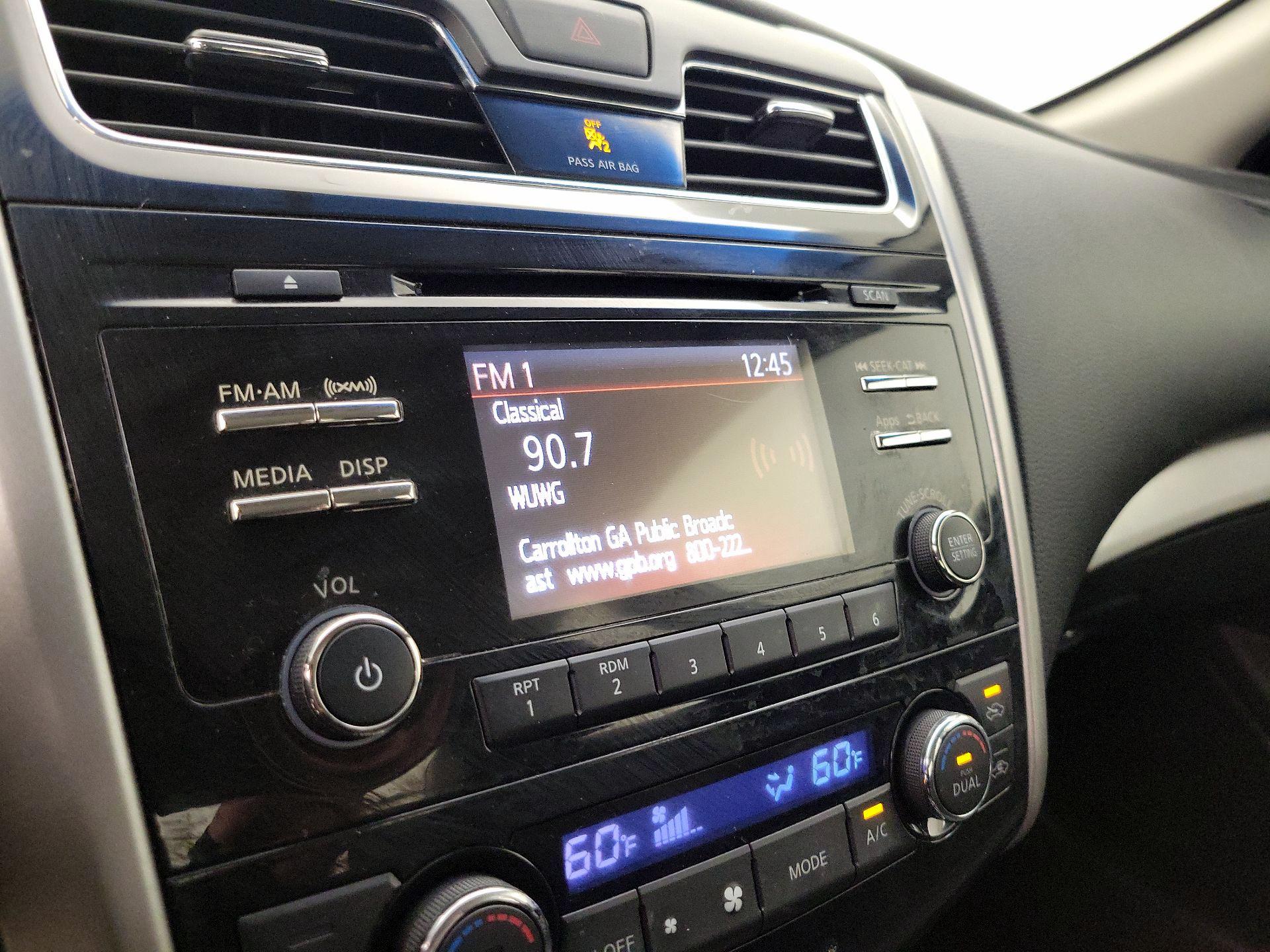 Thumbnail: 2014 Nissan Altima - 15