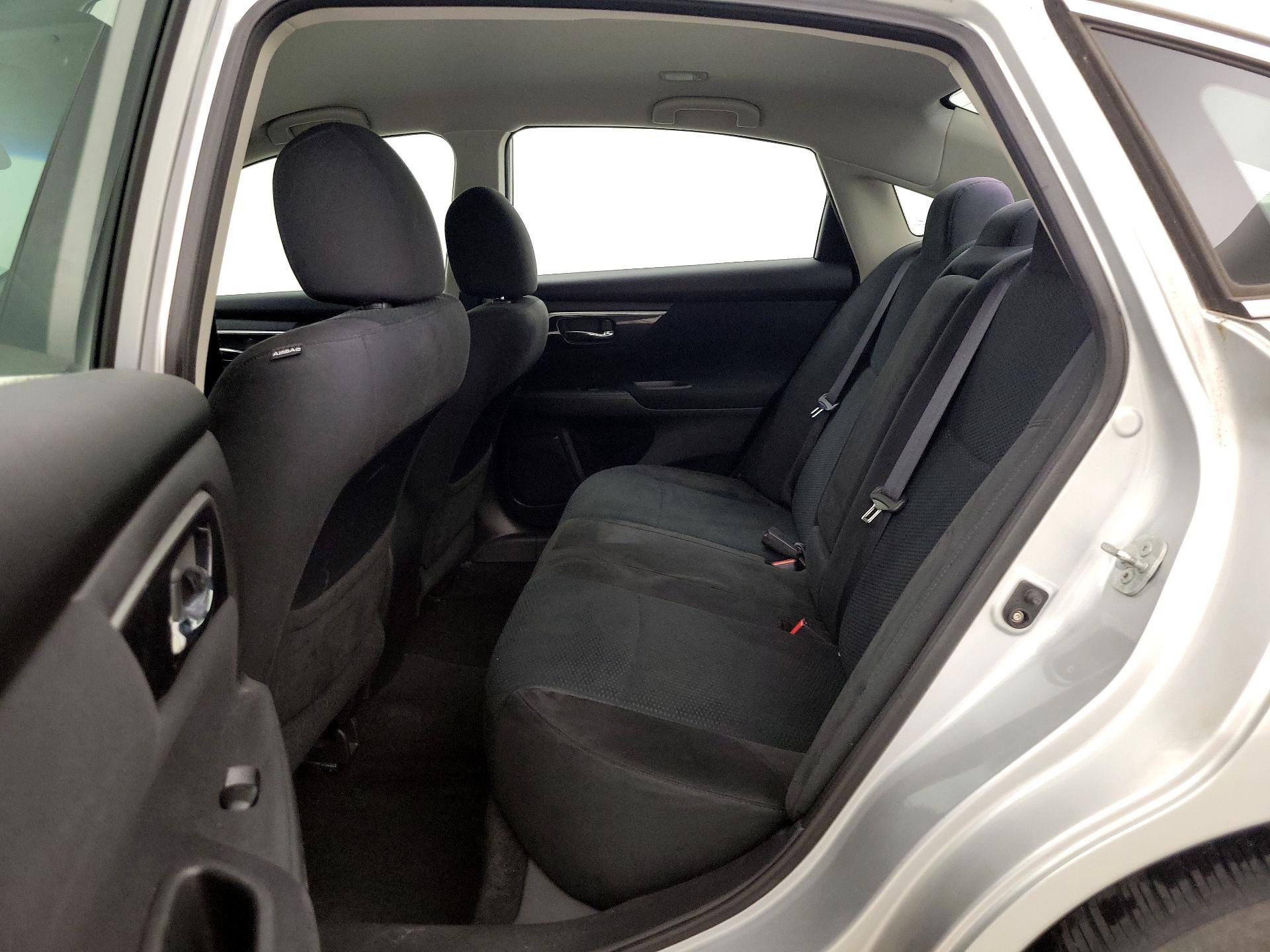 Thumbnail: 2014 Nissan Altima - 19