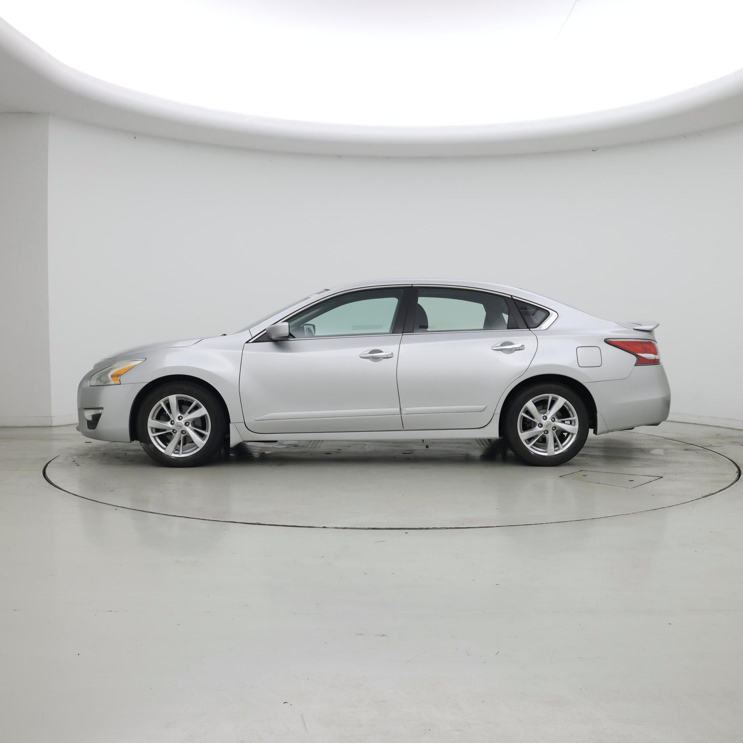 Thumbnail: 2014 Nissan Altima - 3