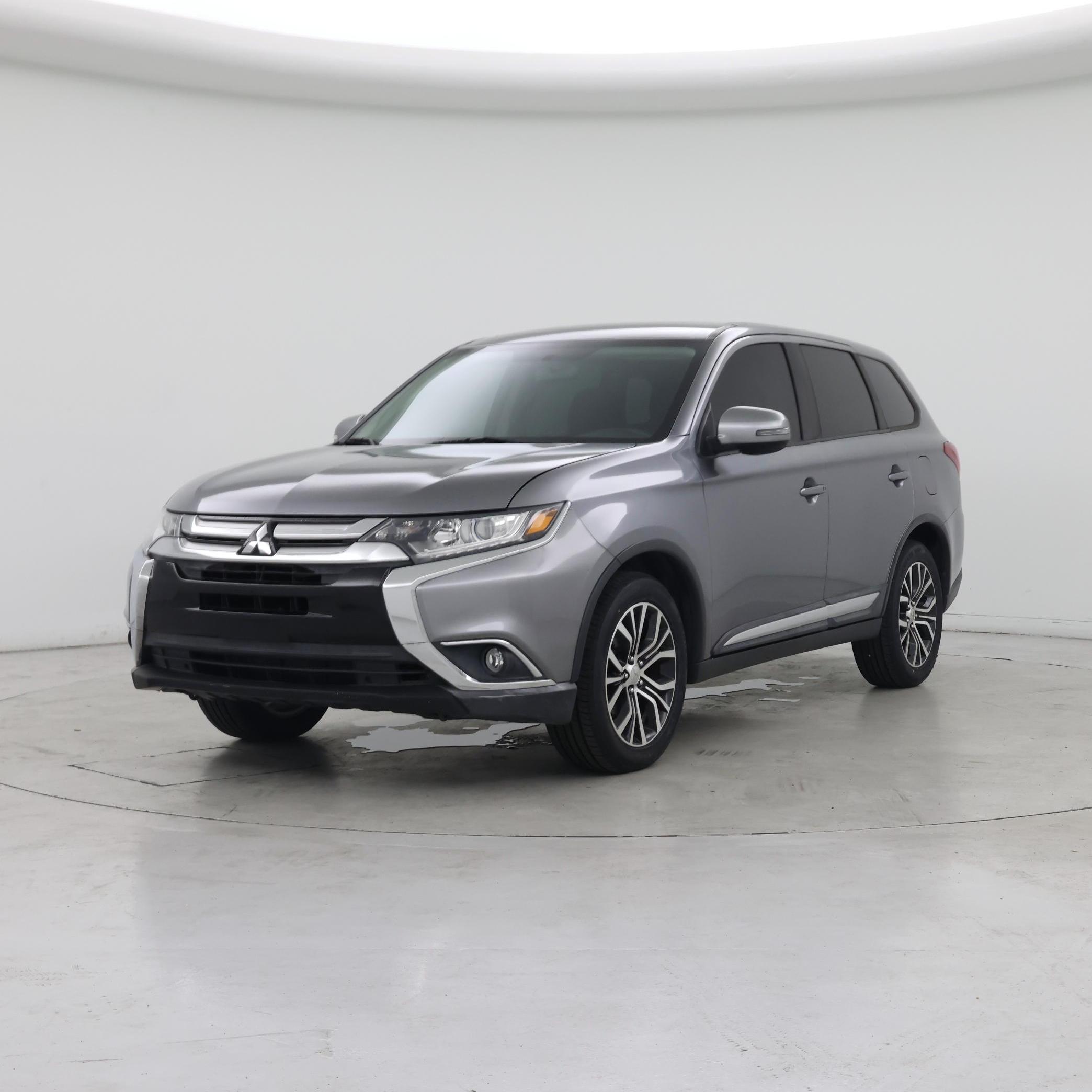 Thumbnail: 2018 Mitsubishi Outlander - 4