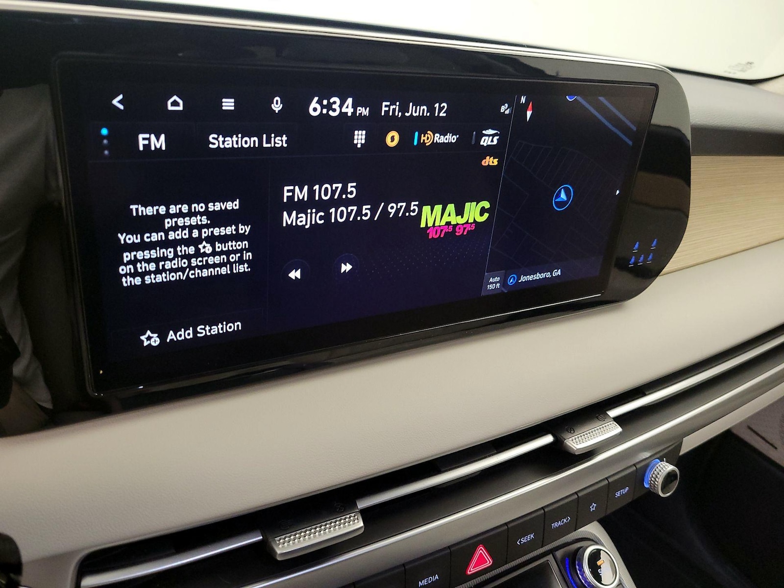 2024 Hyundai Palisade Limited - Photo 17