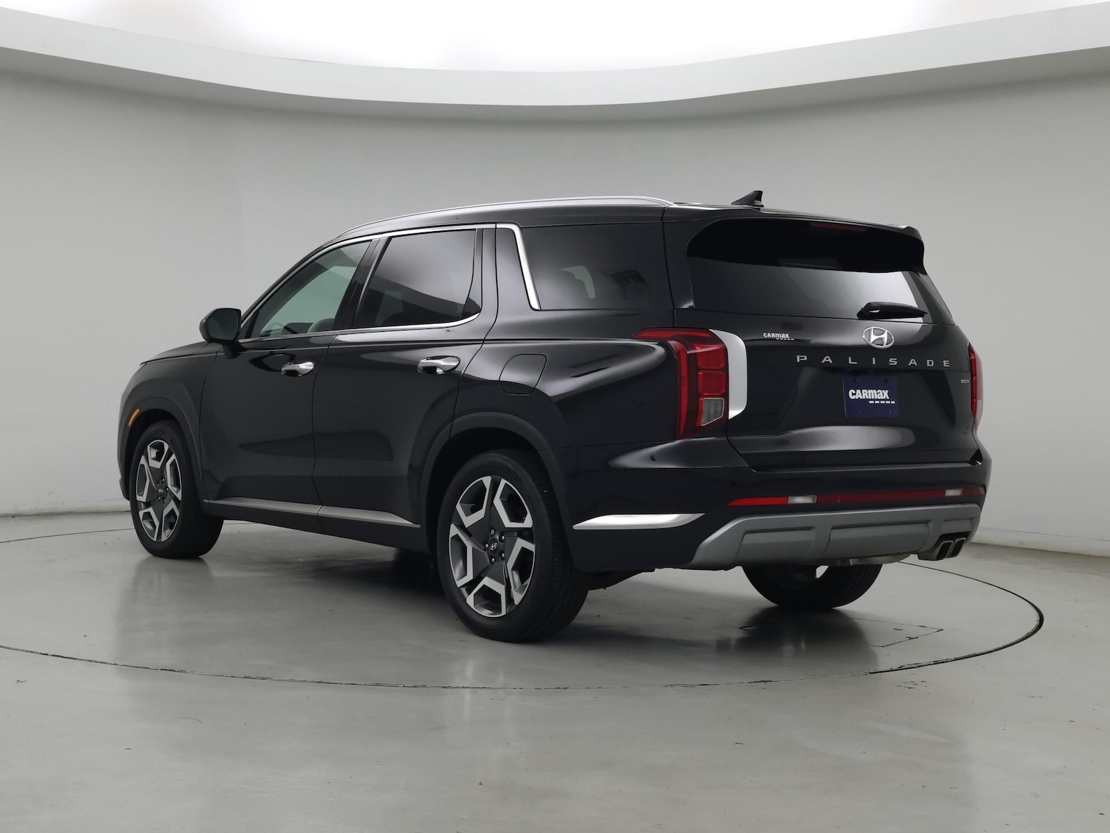 2024 Hyundai Palisade Limited - Photo 3
