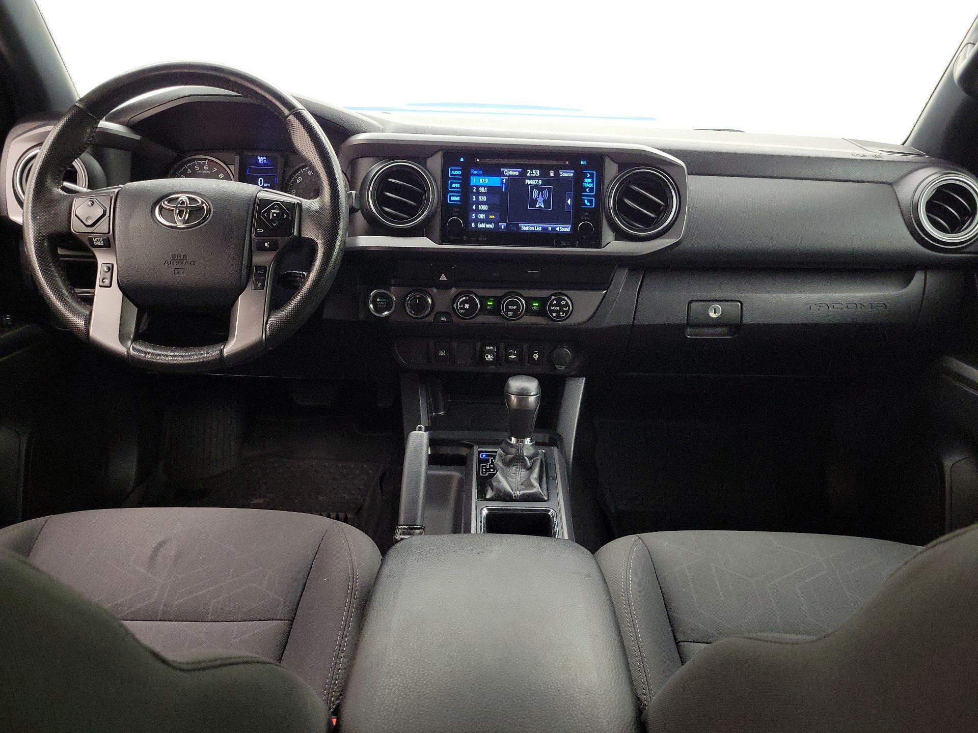 Thumbnail: 2019 Toyota Tacoma - 9