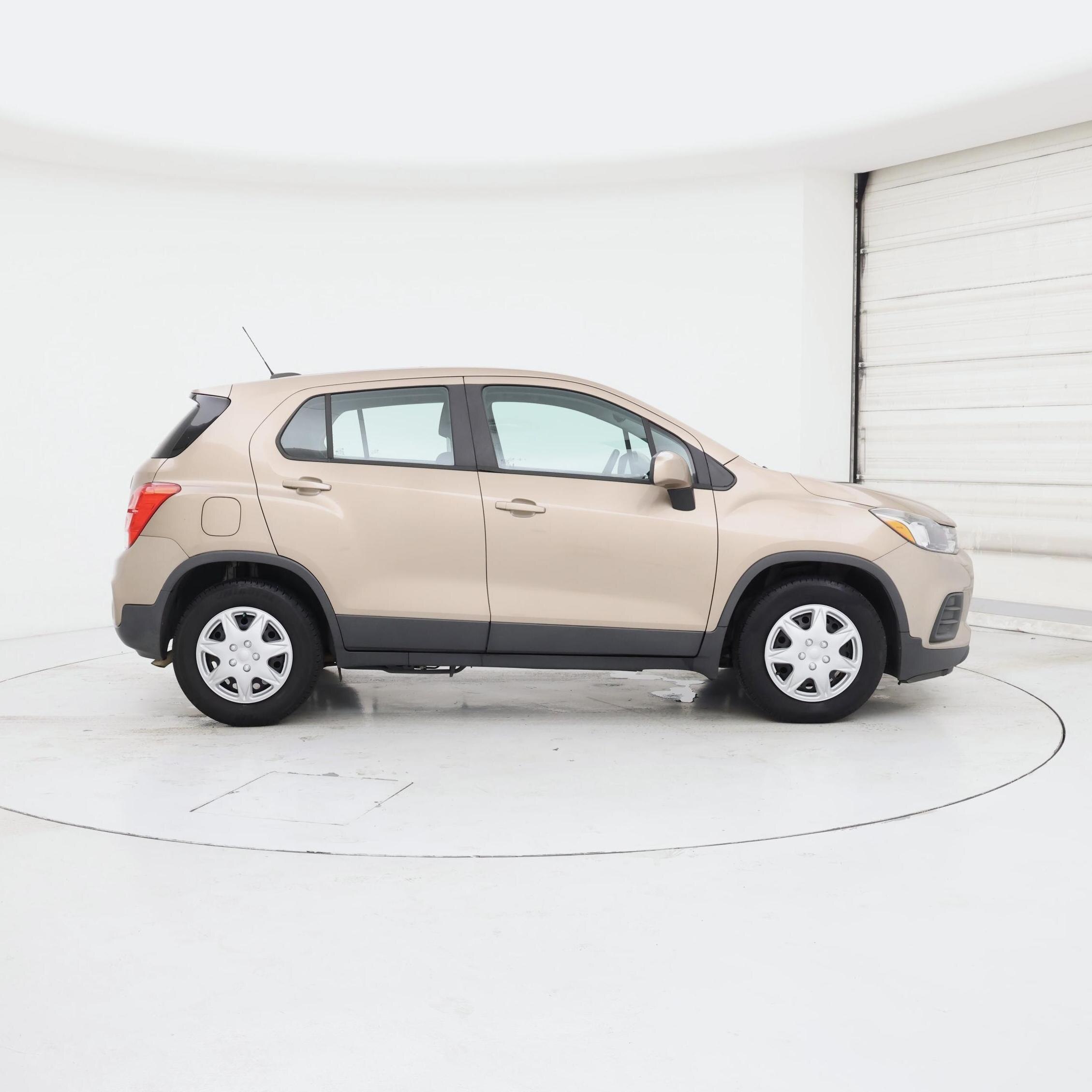 Thumbnail: 2018 Chevrolet Trax - 7