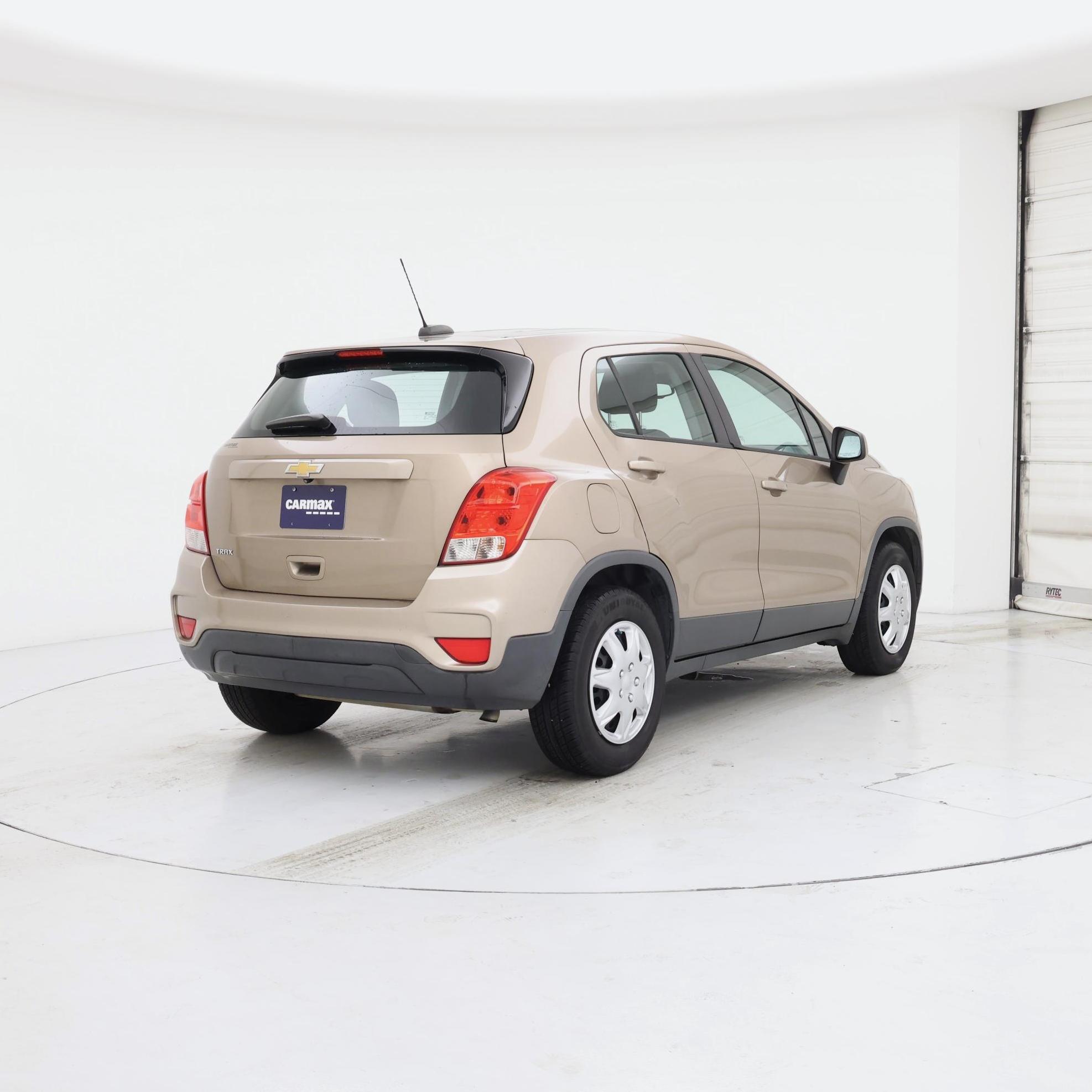 Thumbnail: 2018 Chevrolet Trax - 8