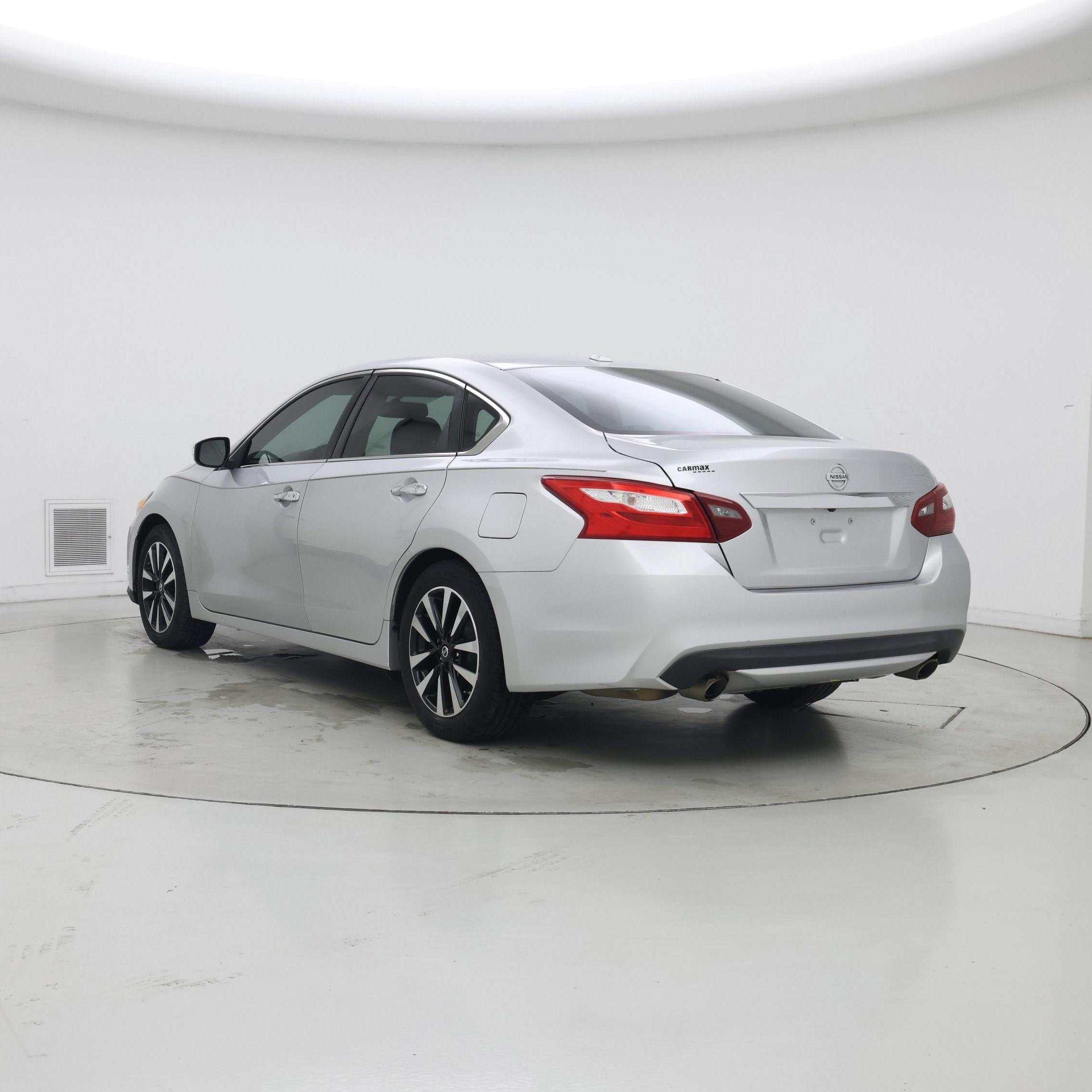 Thumbnail: 2018 Nissan Altima - 2