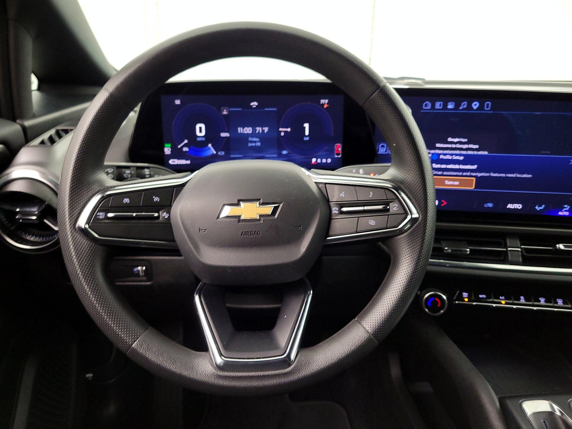 Thumbnail: 2025 Chevrolet Equinox - 10