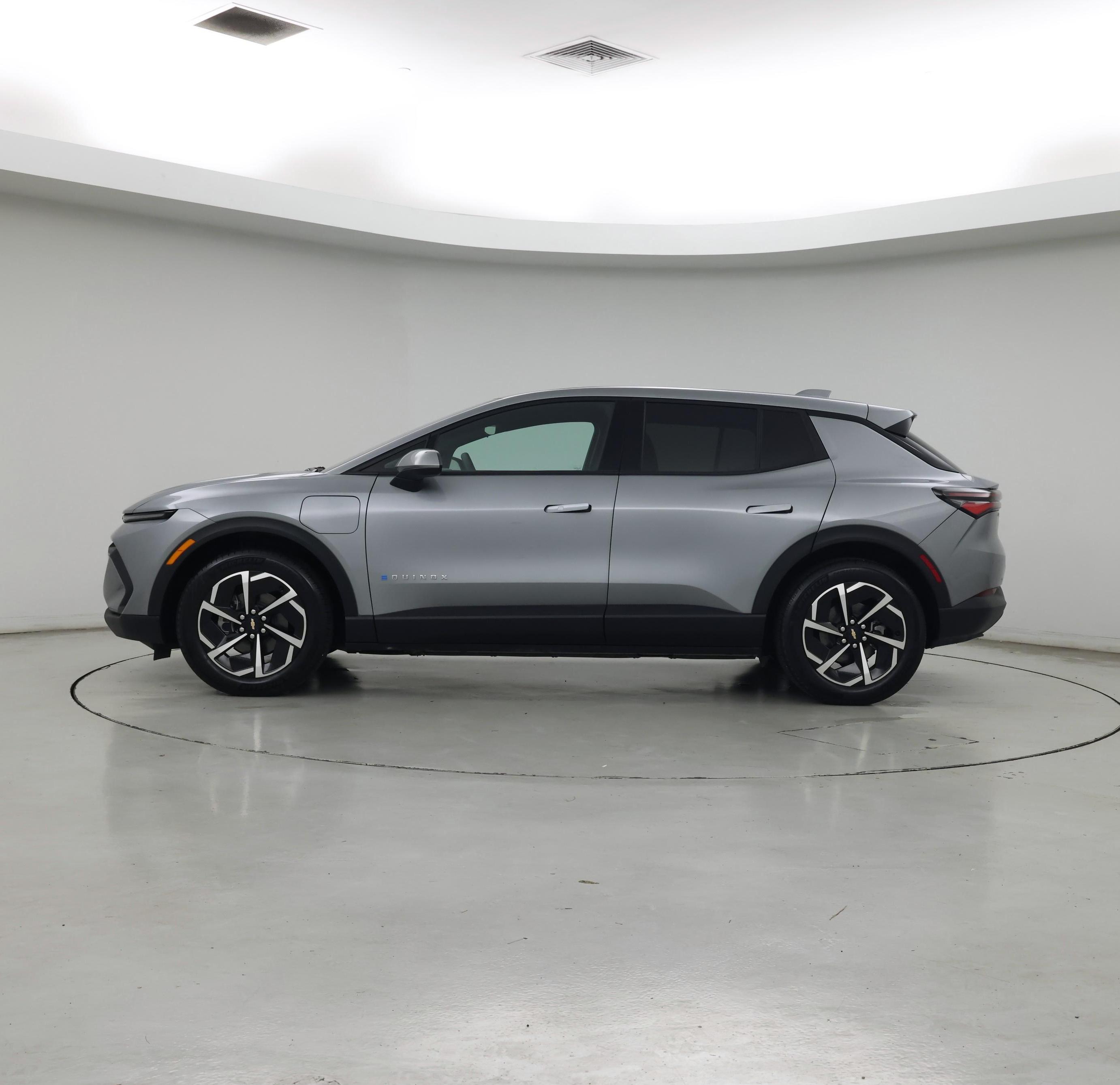 Thumbnail: 2025 Chevrolet Equinox - 3