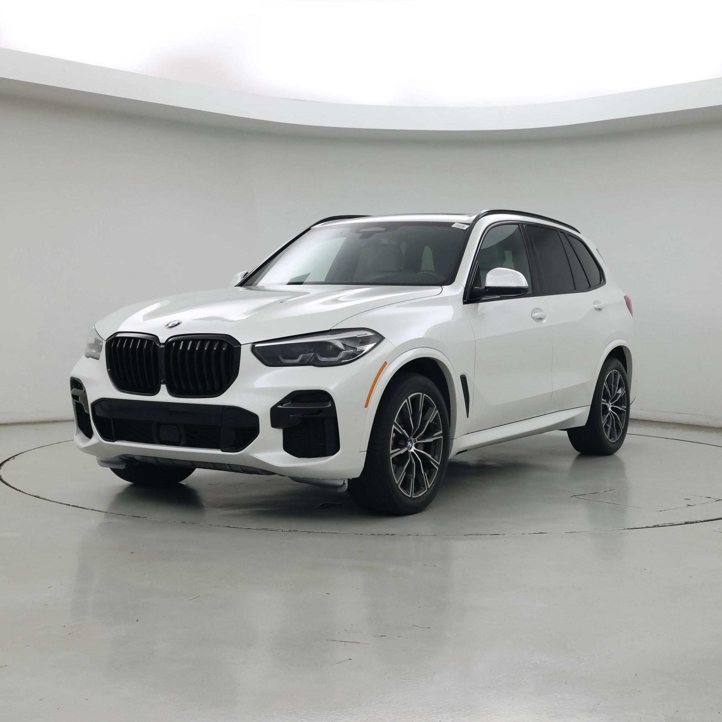 Thumbnail: 2023 BMW X5 - 4