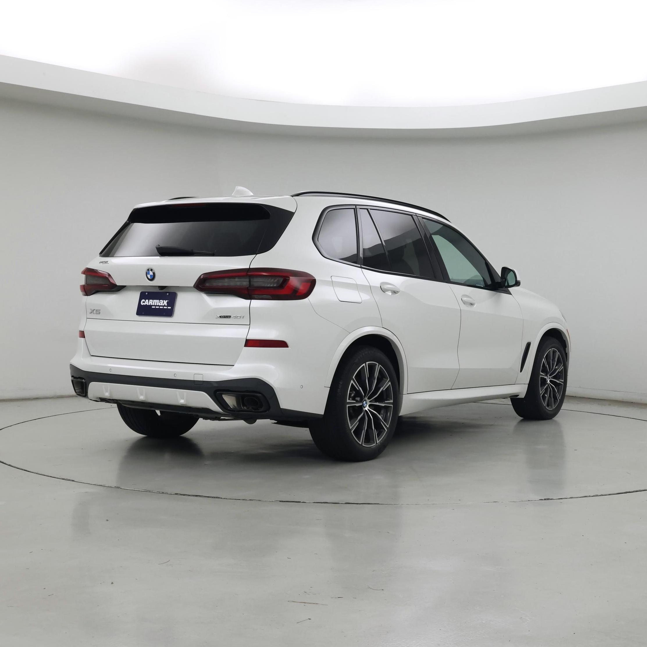 Thumbnail: 2023 BMW X5 - 8
