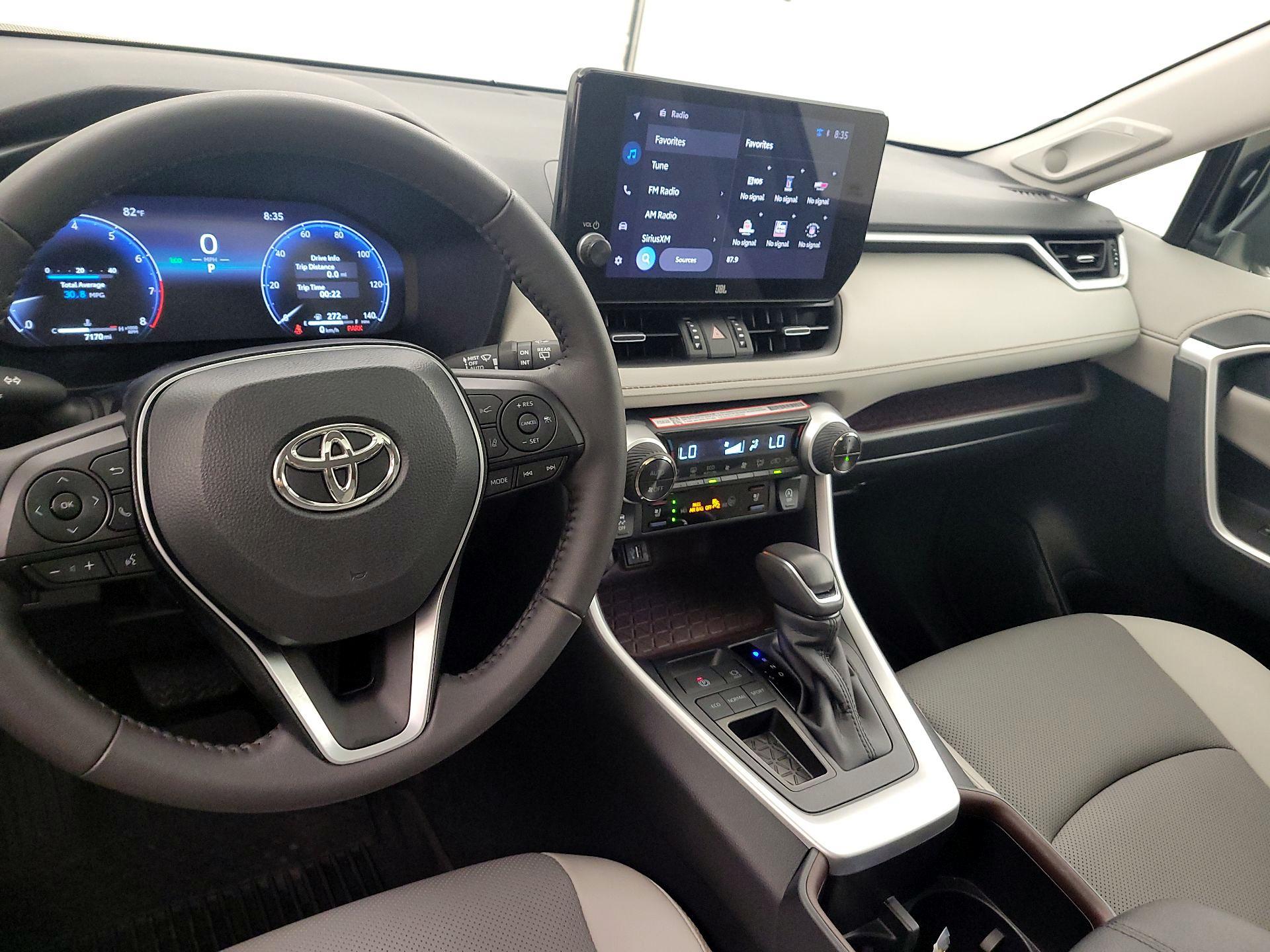 Thumbnail: 2025 Toyota RAV4 - 9