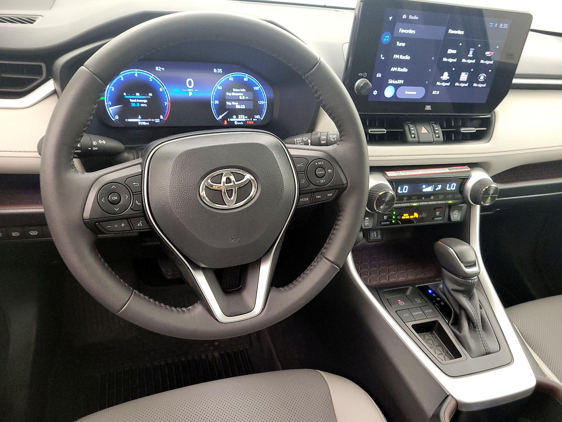 Thumbnail: 2025 Toyota RAV4 - 10