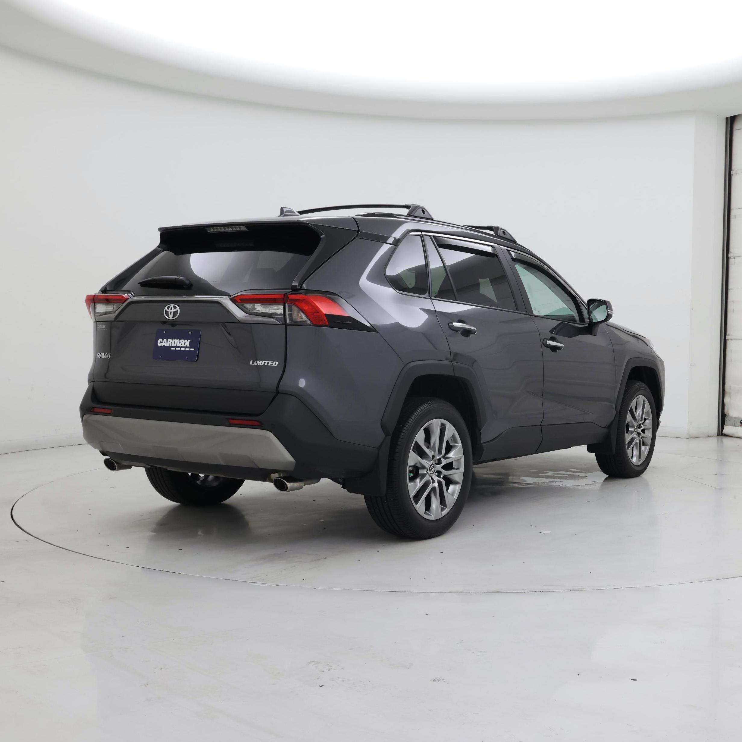 Thumbnail: 2025 Toyota RAV4 - 8