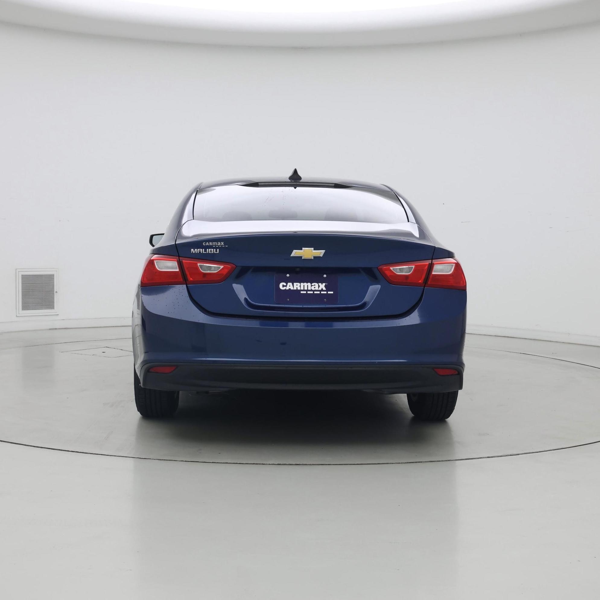 Thumbnail: 2019 Chevrolet Malibu - 6