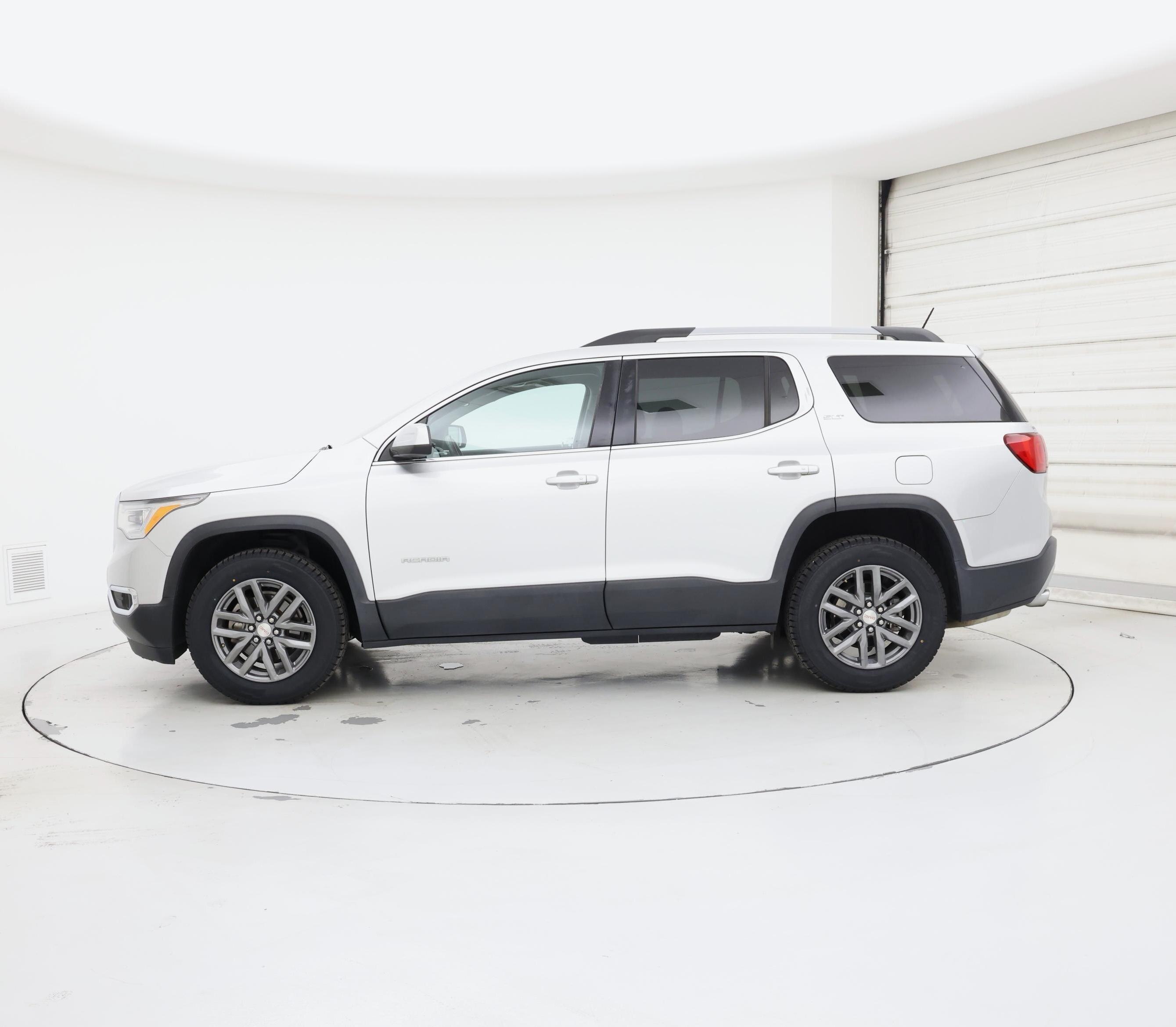 Thumbnail: 2019 GMC Acadia - 3