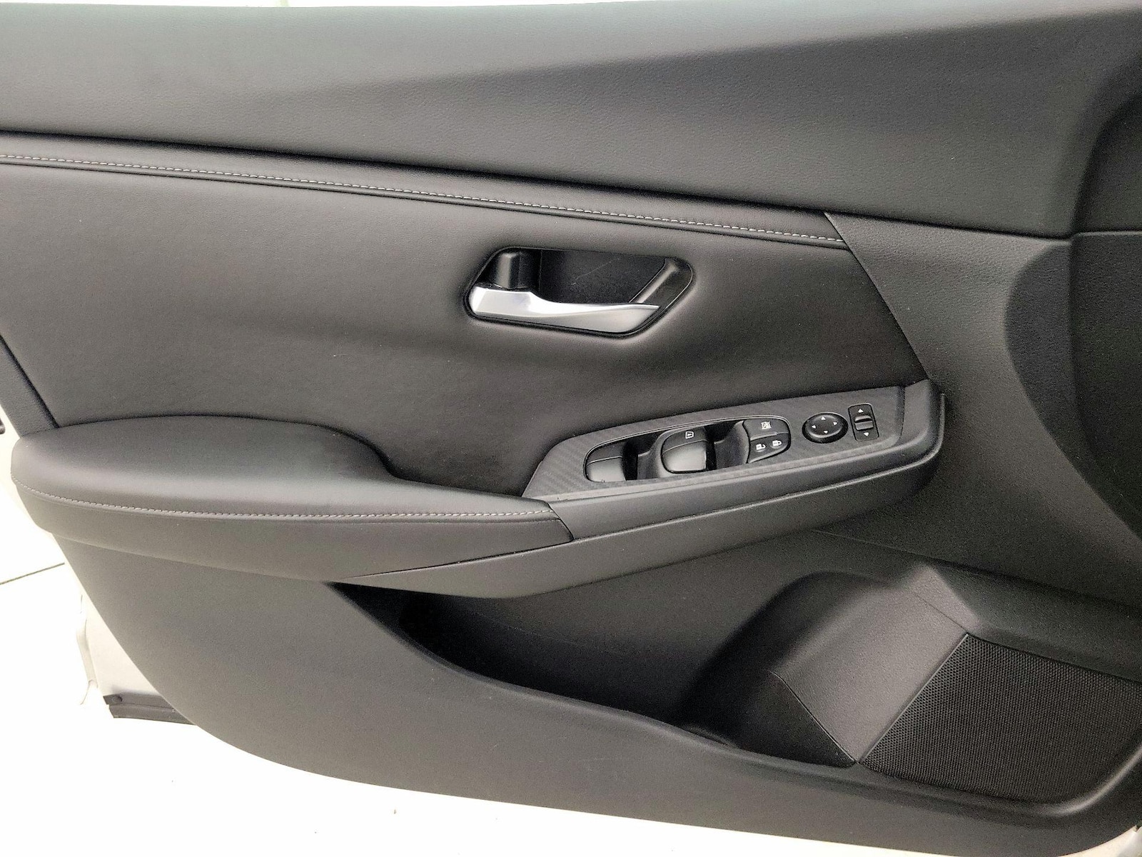 2022 Nissan Sentra SV - Photo 13
