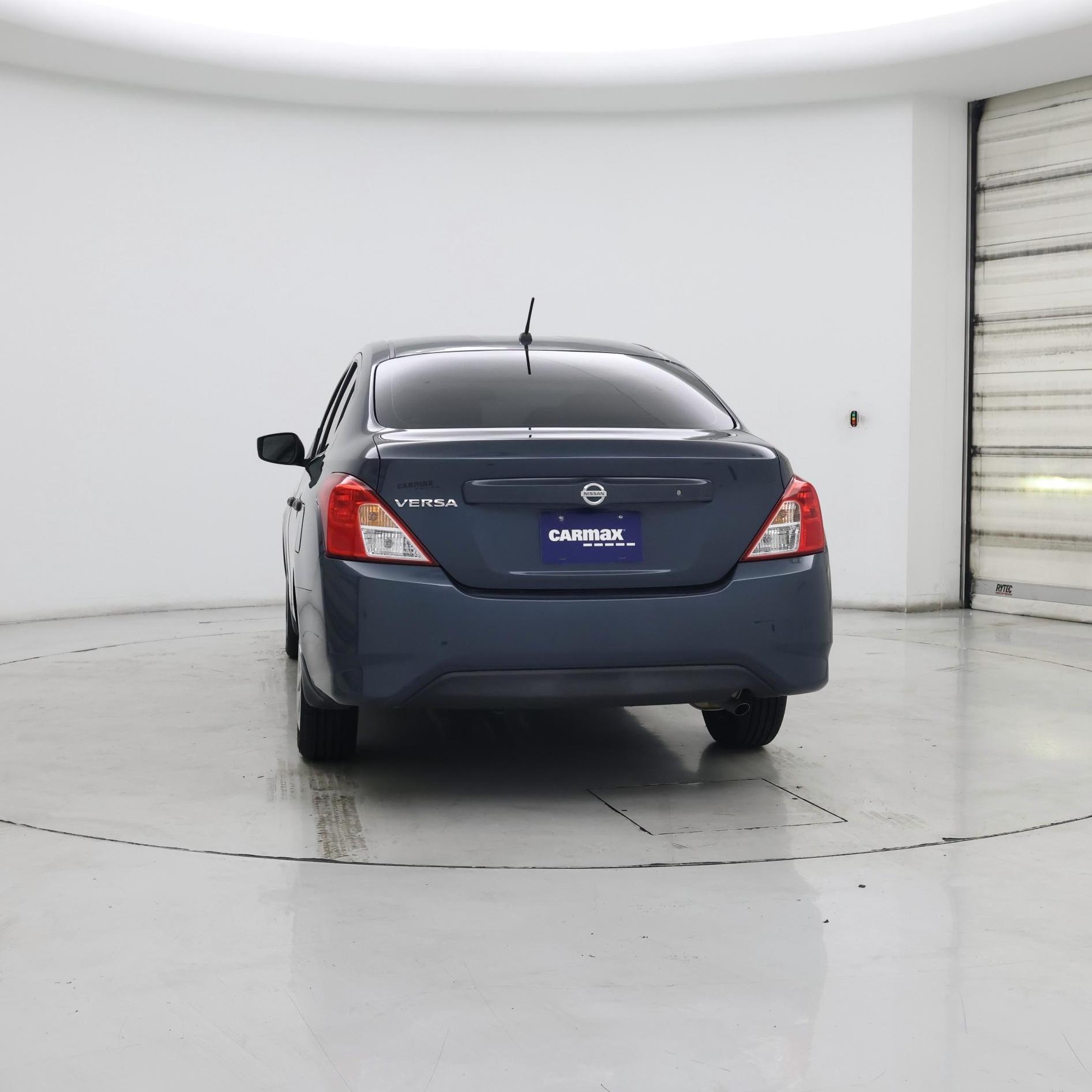 Thumbnail: 2017 Nissan Versa - 6