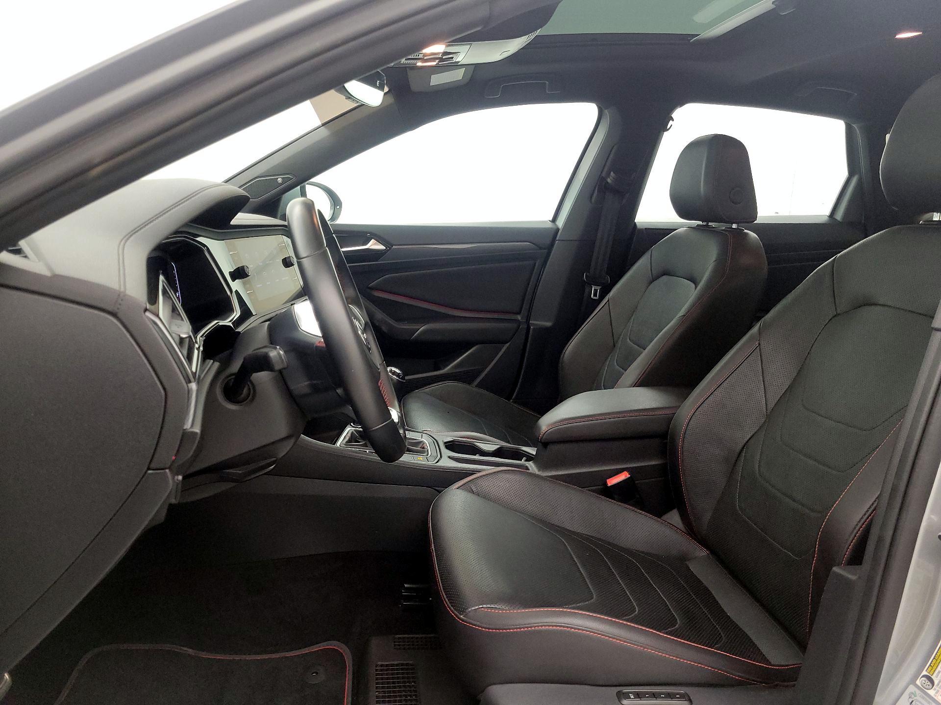 Thumbnail: 2019 Volkswagen Jetta - 11