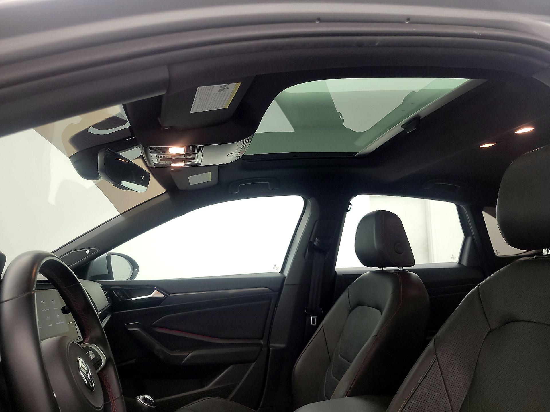 Thumbnail: 2019 Volkswagen Jetta - 19