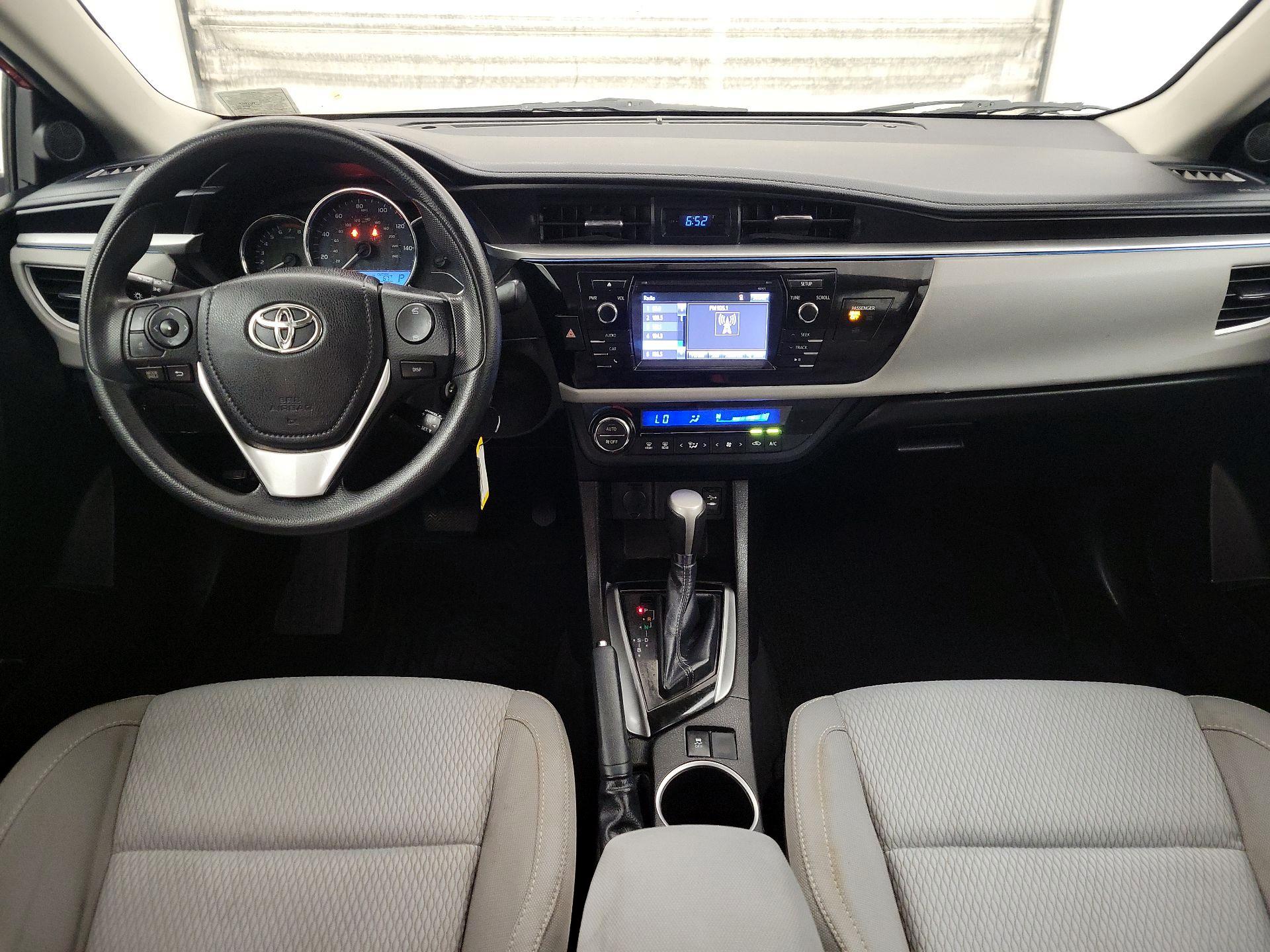 Thumbnail: 2016 Toyota Corolla - 9