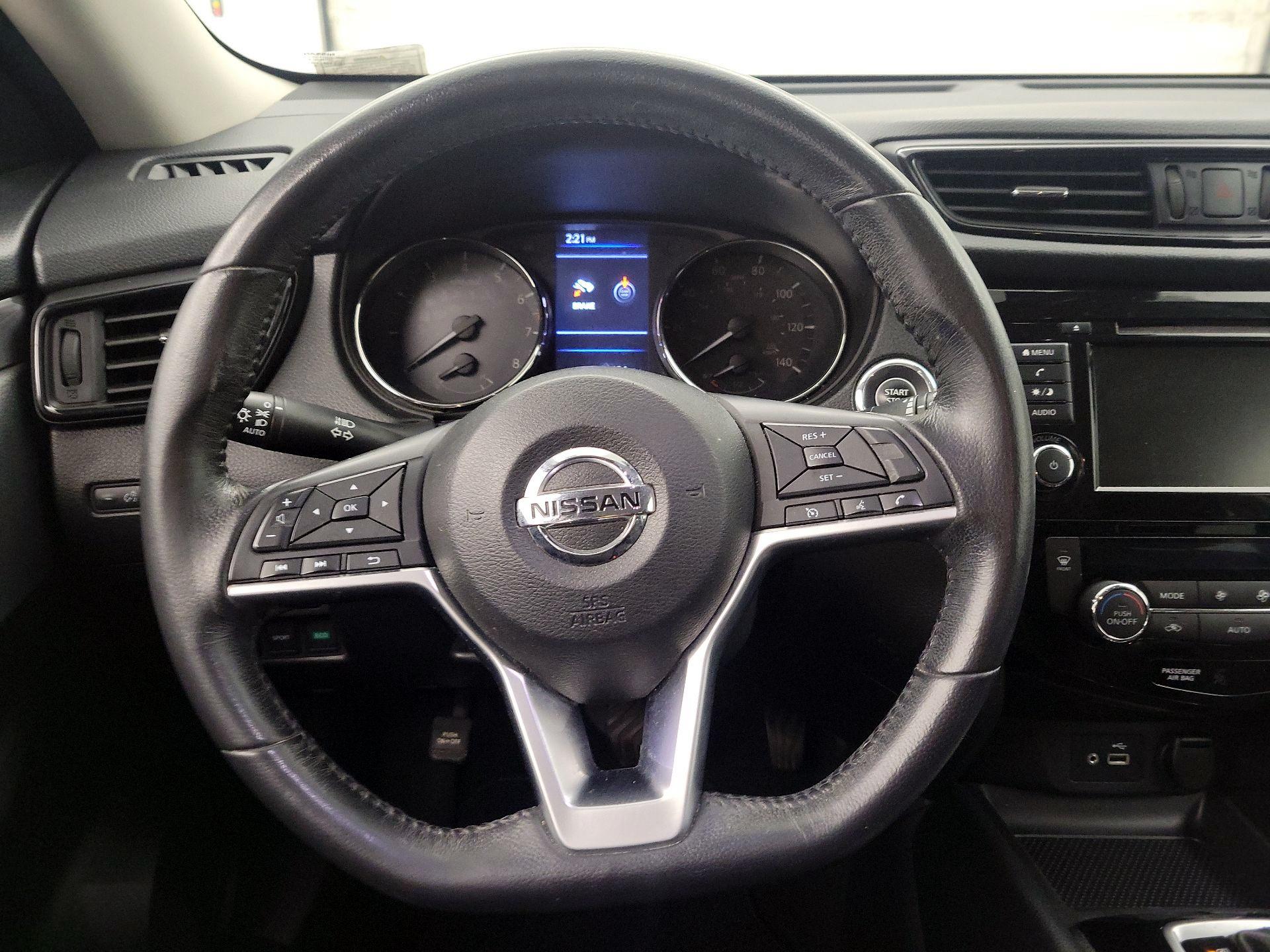 Thumbnail: 2019 Nissan Rogue - 10