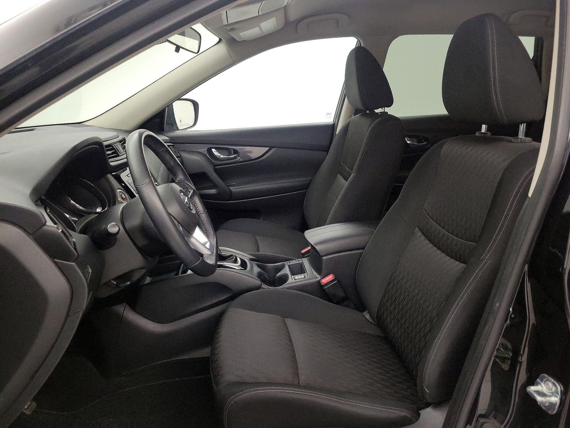 Thumbnail: 2019 Nissan Rogue - 11