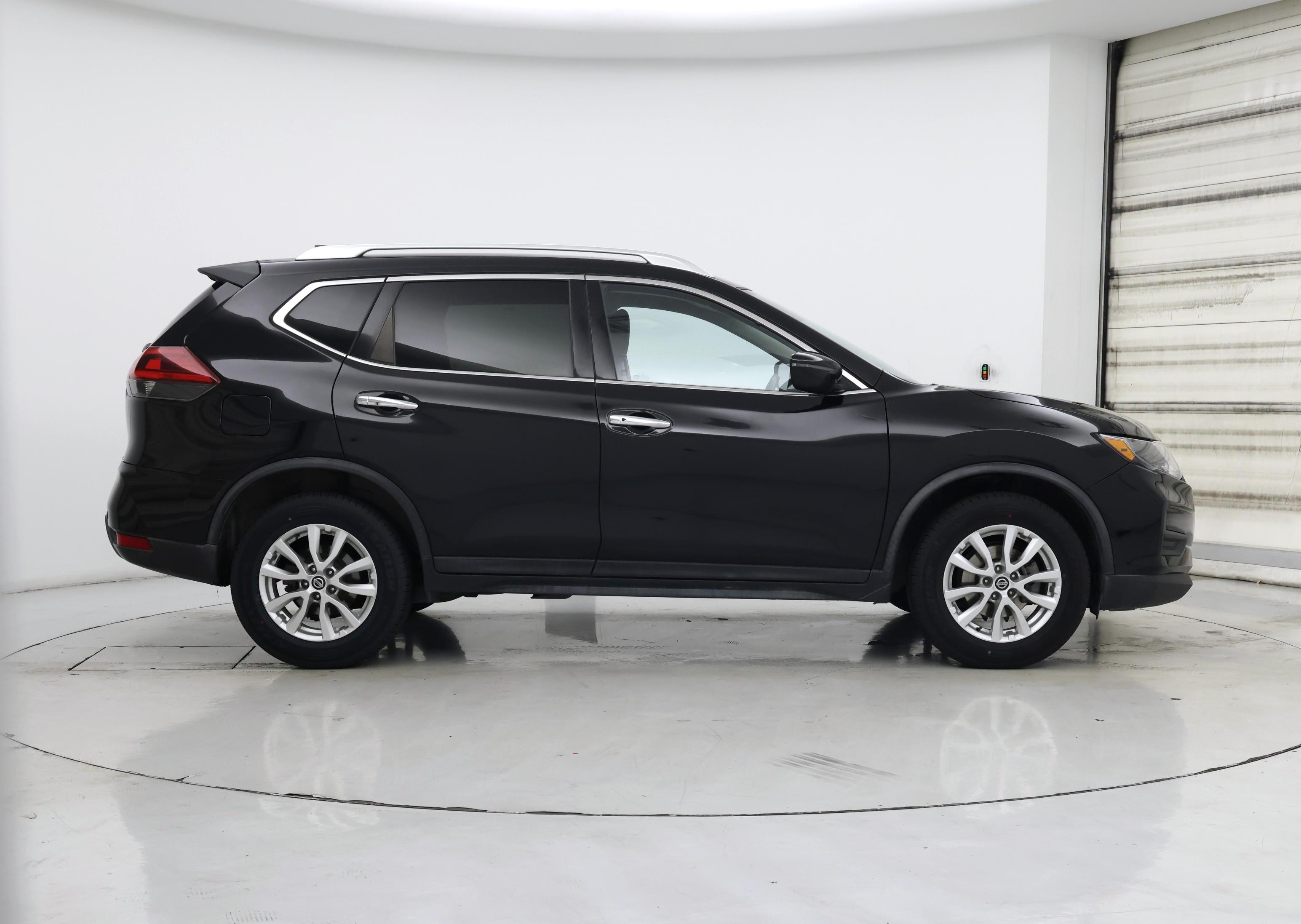 Thumbnail: 2019 Nissan Rogue - 7
