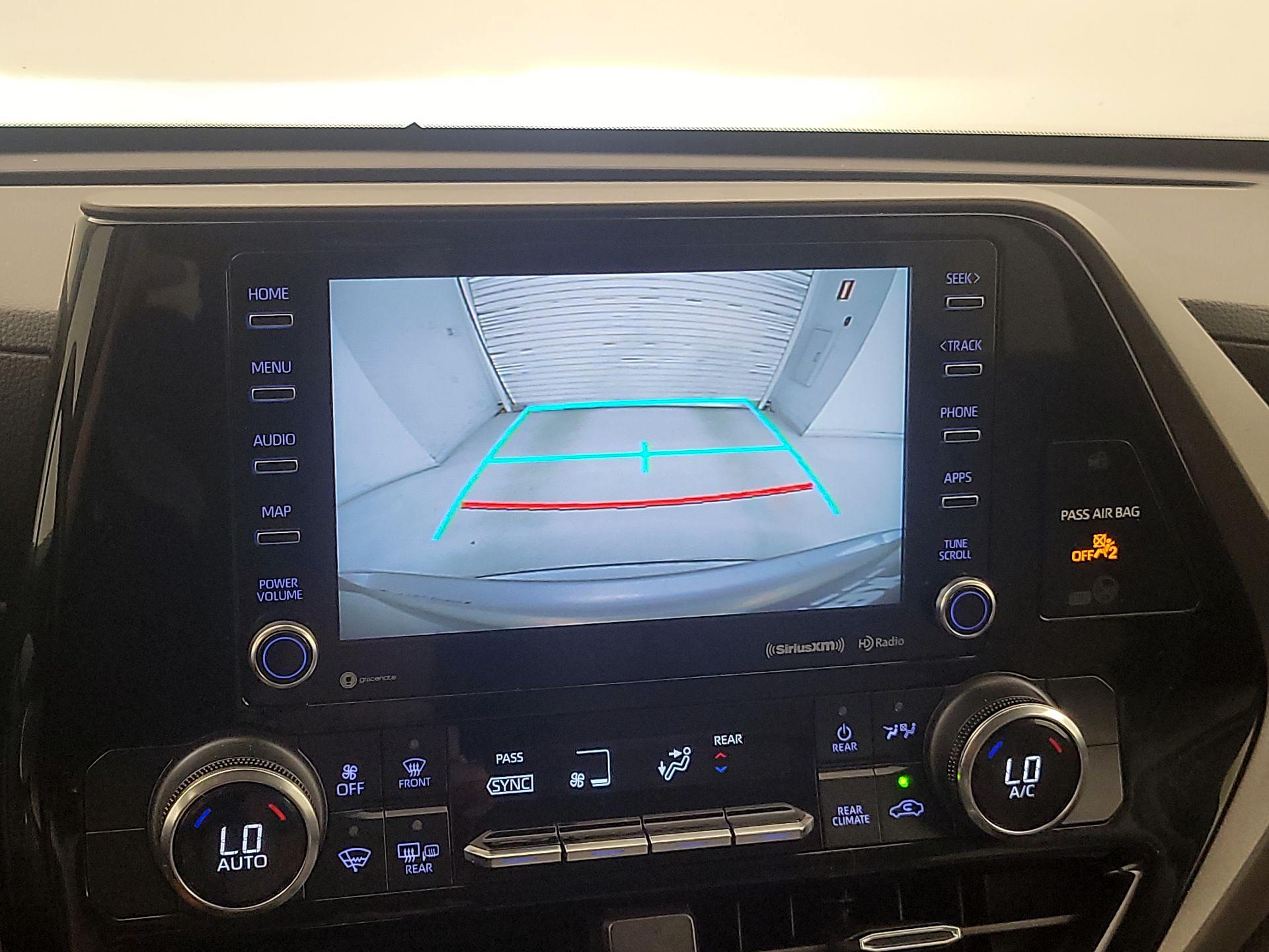 Thumbnail: 2022 Toyota Highlander - 14