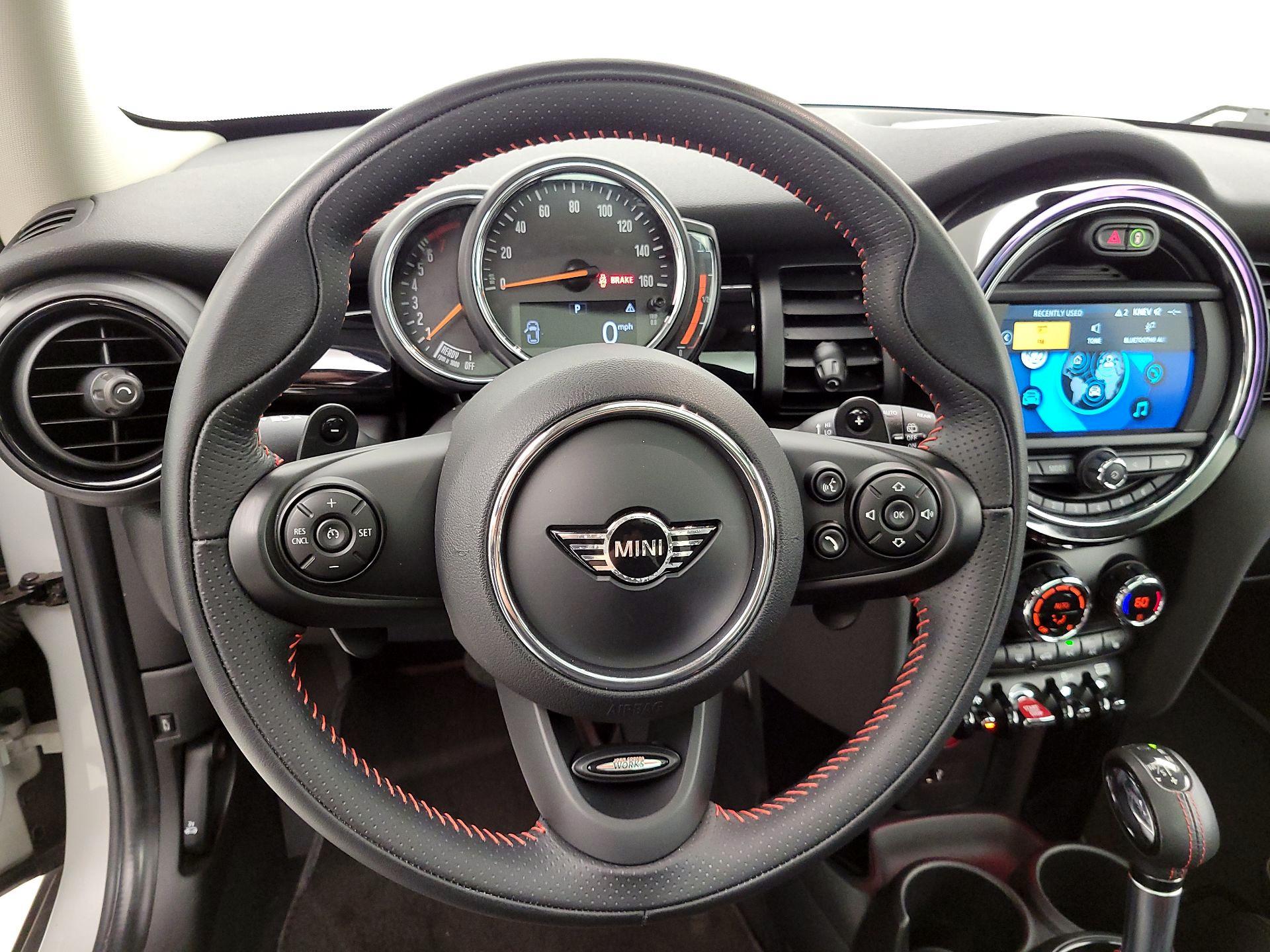 Thumbnail: 2019 MINI Cooper Hardtop - 10