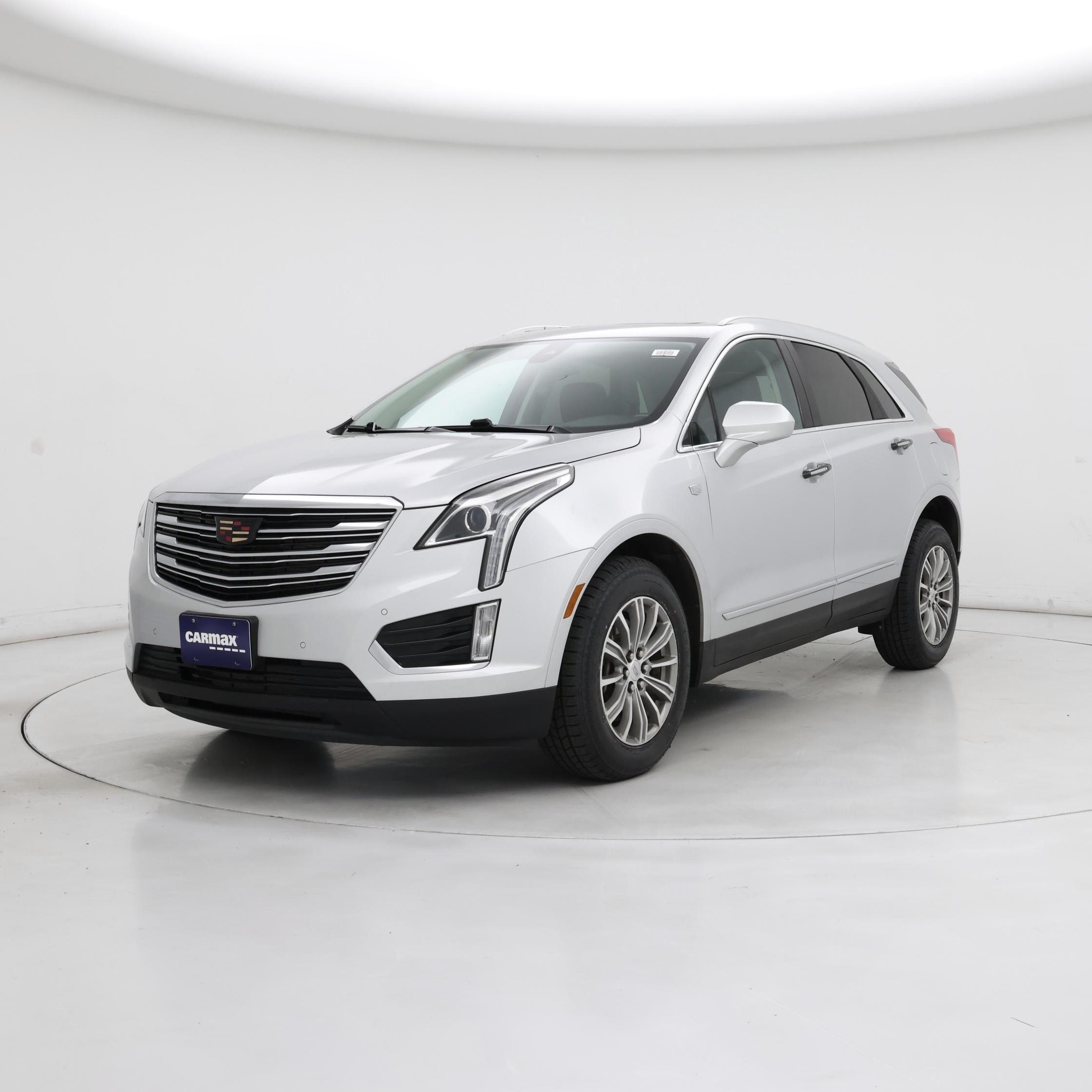 Thumbnail: 2017 Cadillac XT5 - 4