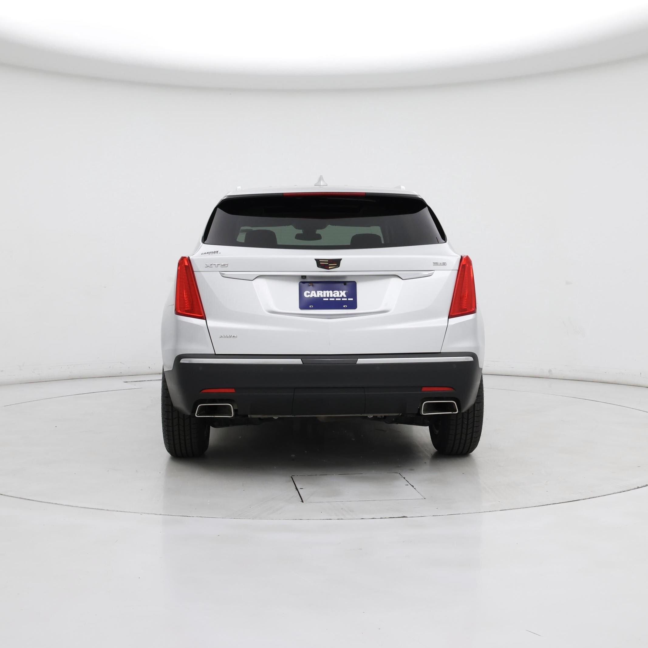 Thumbnail: 2017 Cadillac XT5 - 6