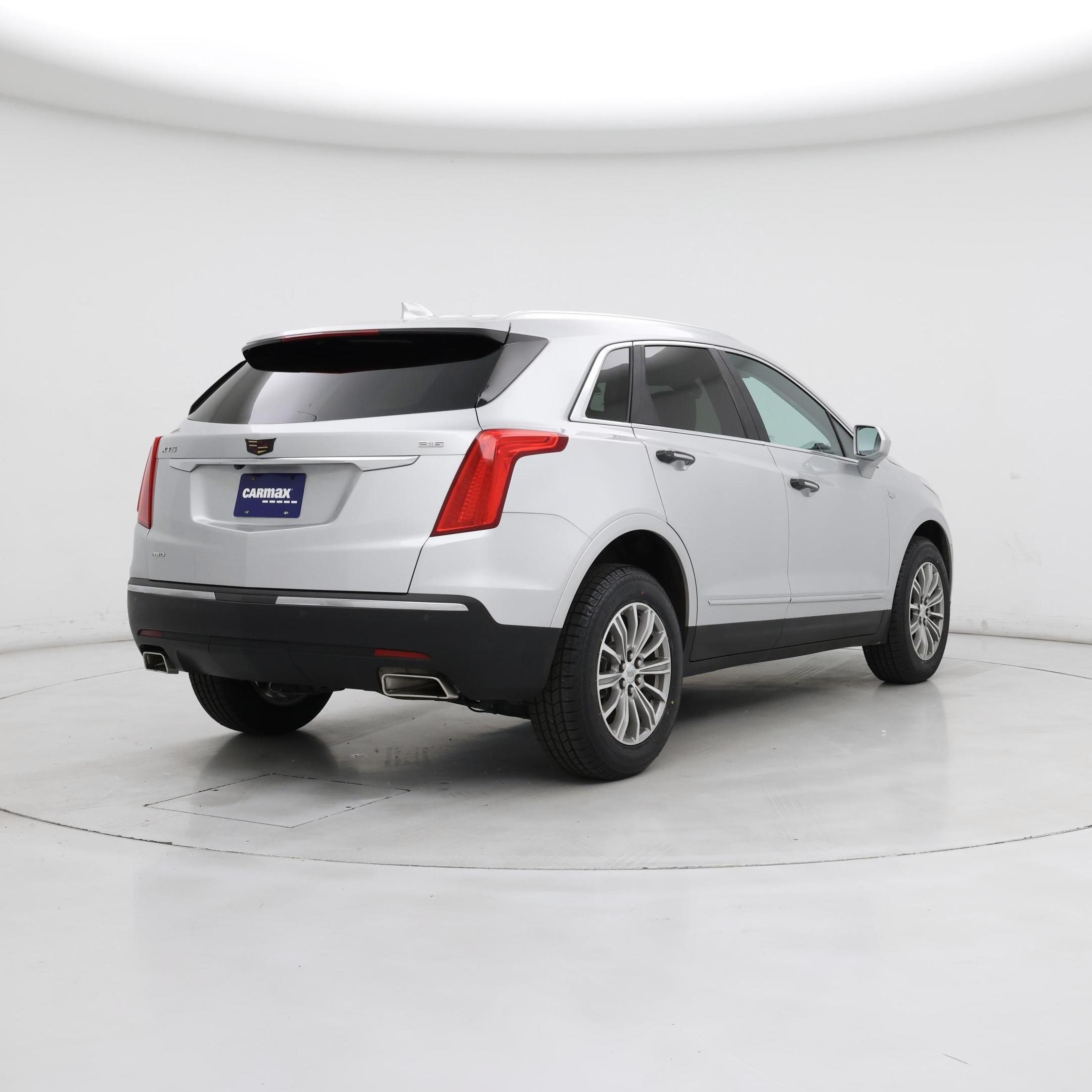 Thumbnail: 2017 Cadillac XT5 - 8