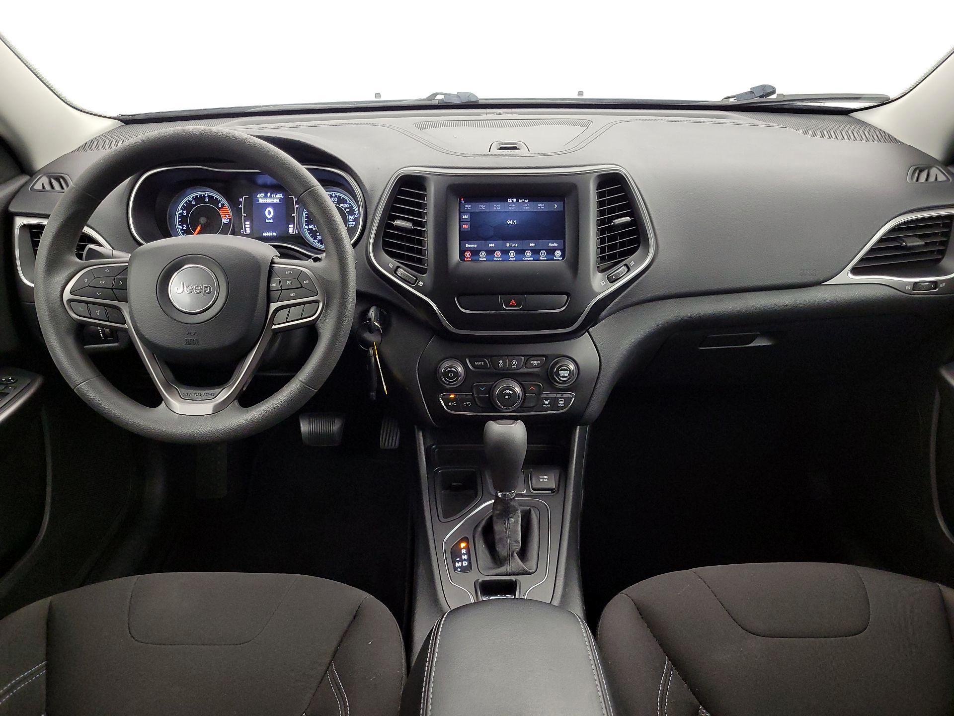 Thumbnail: 2020 Jeep Cherokee - 9