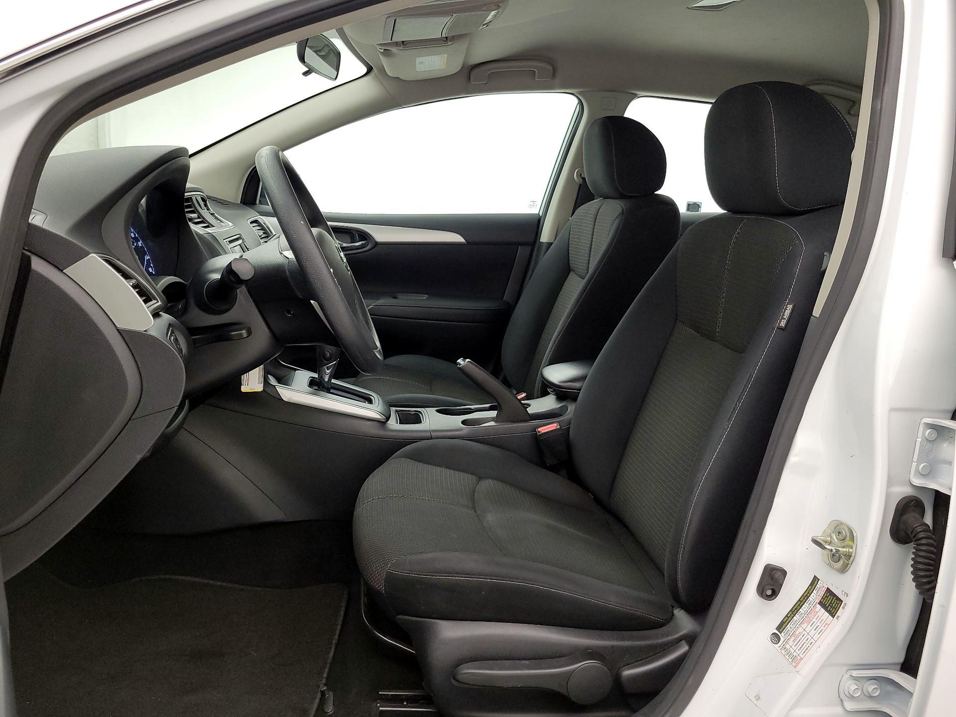Thumbnail: 2017 Nissan Sentra - 11