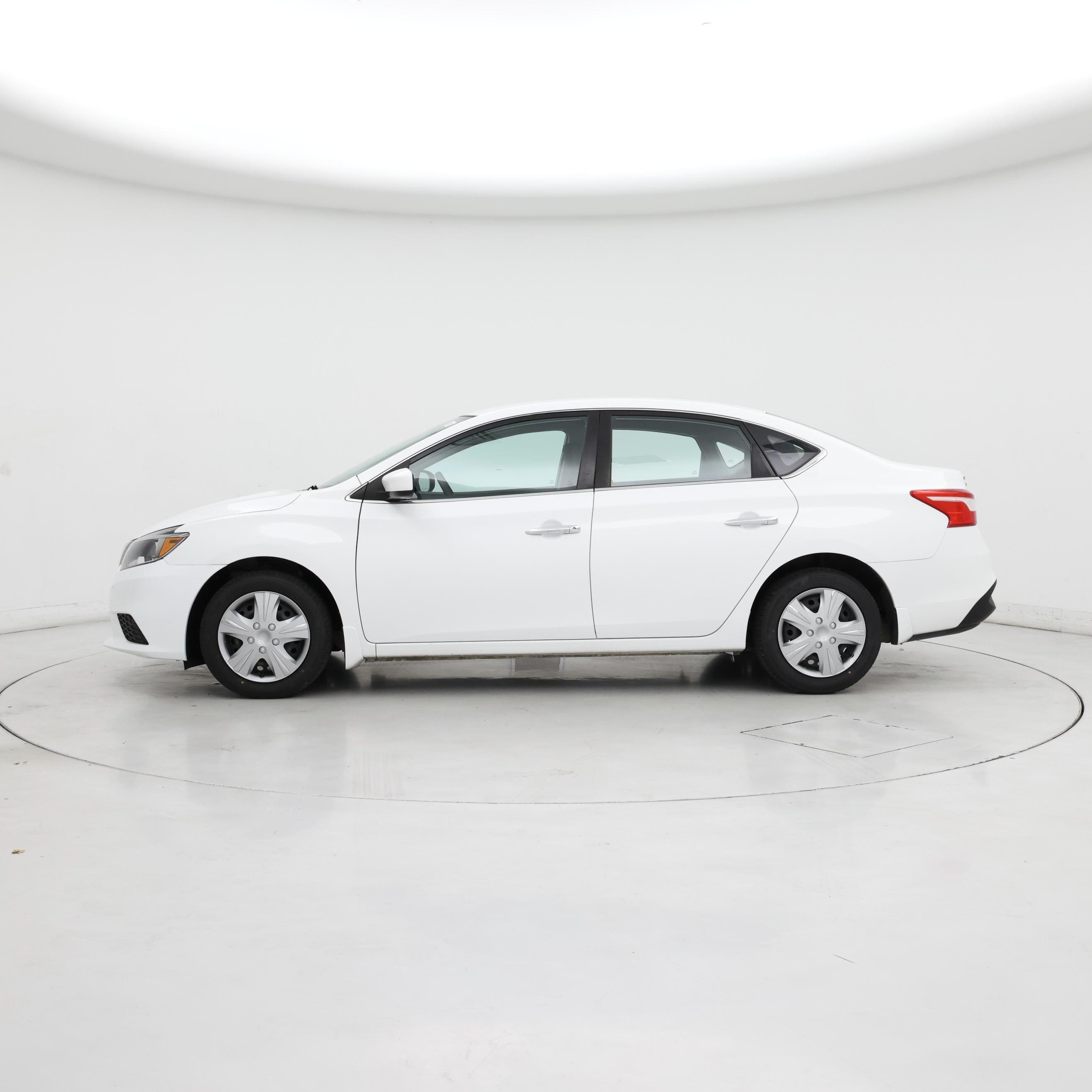 Thumbnail: 2017 Nissan Sentra - 3