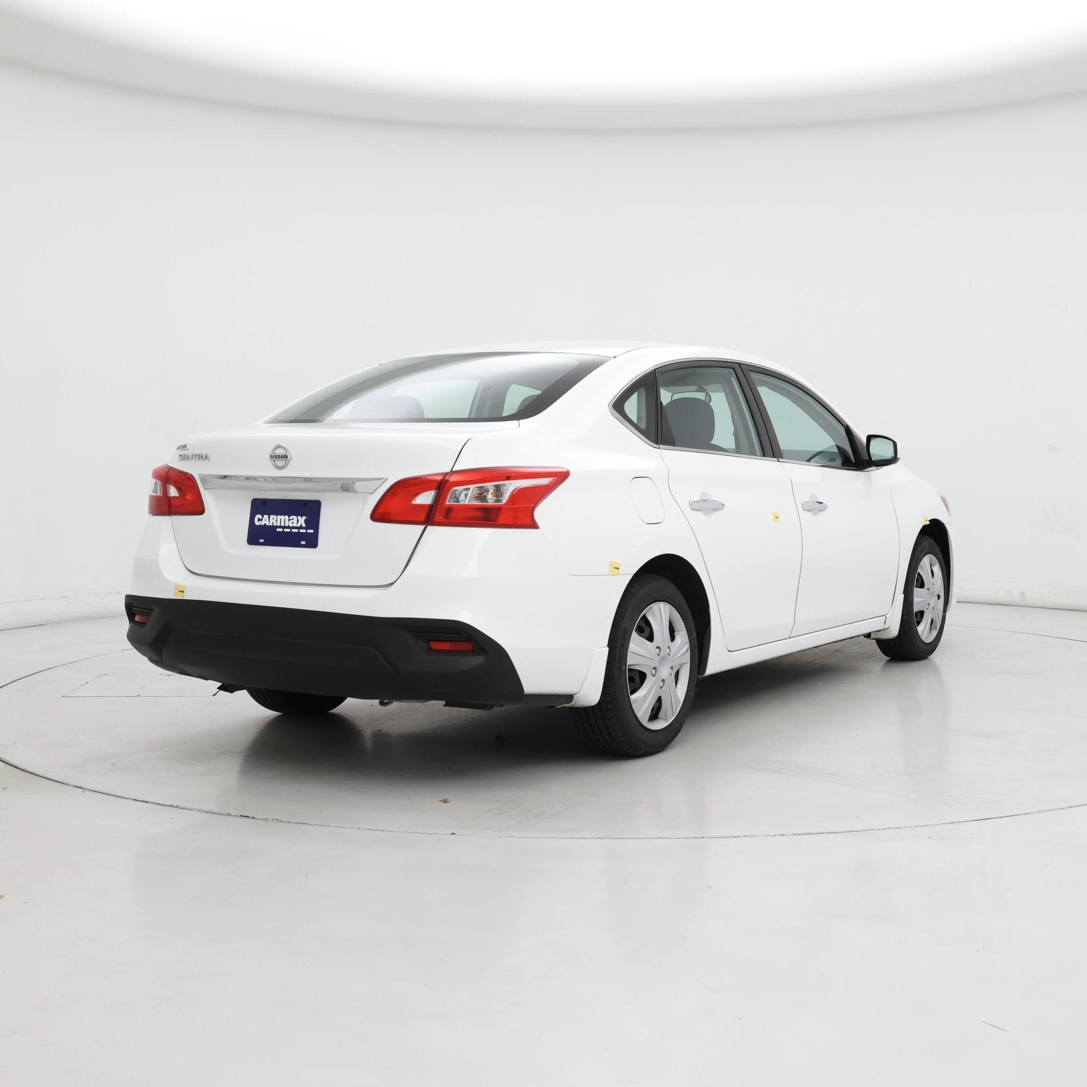 Thumbnail: 2017 Nissan Sentra - 8