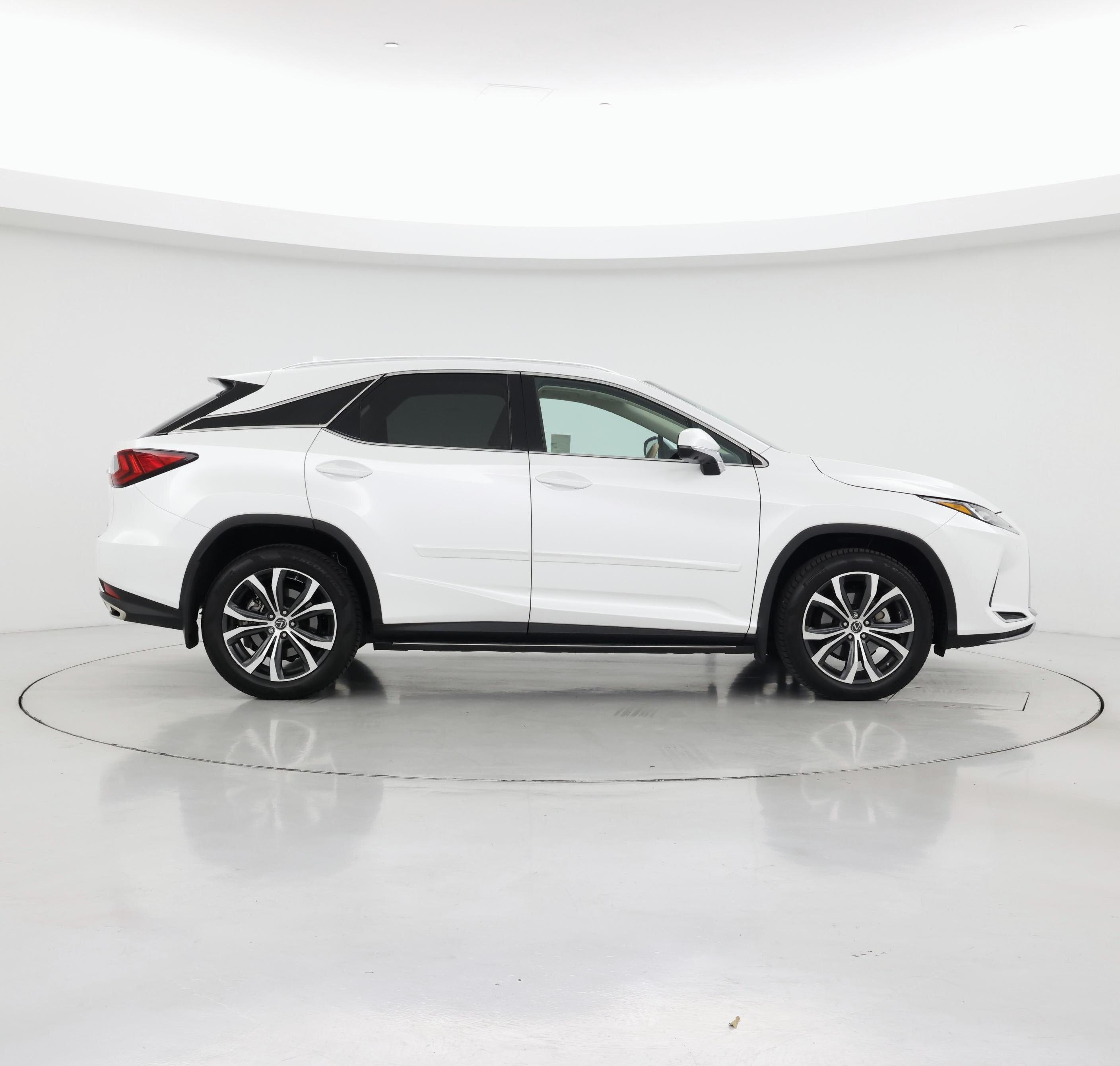 Thumbnail: 2021 Lexus RX - 7
