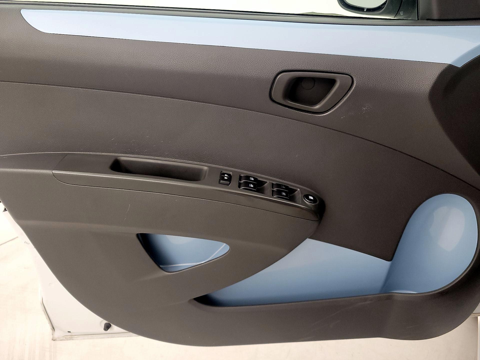 Thumbnail: 2014 Chevrolet Spark - 12