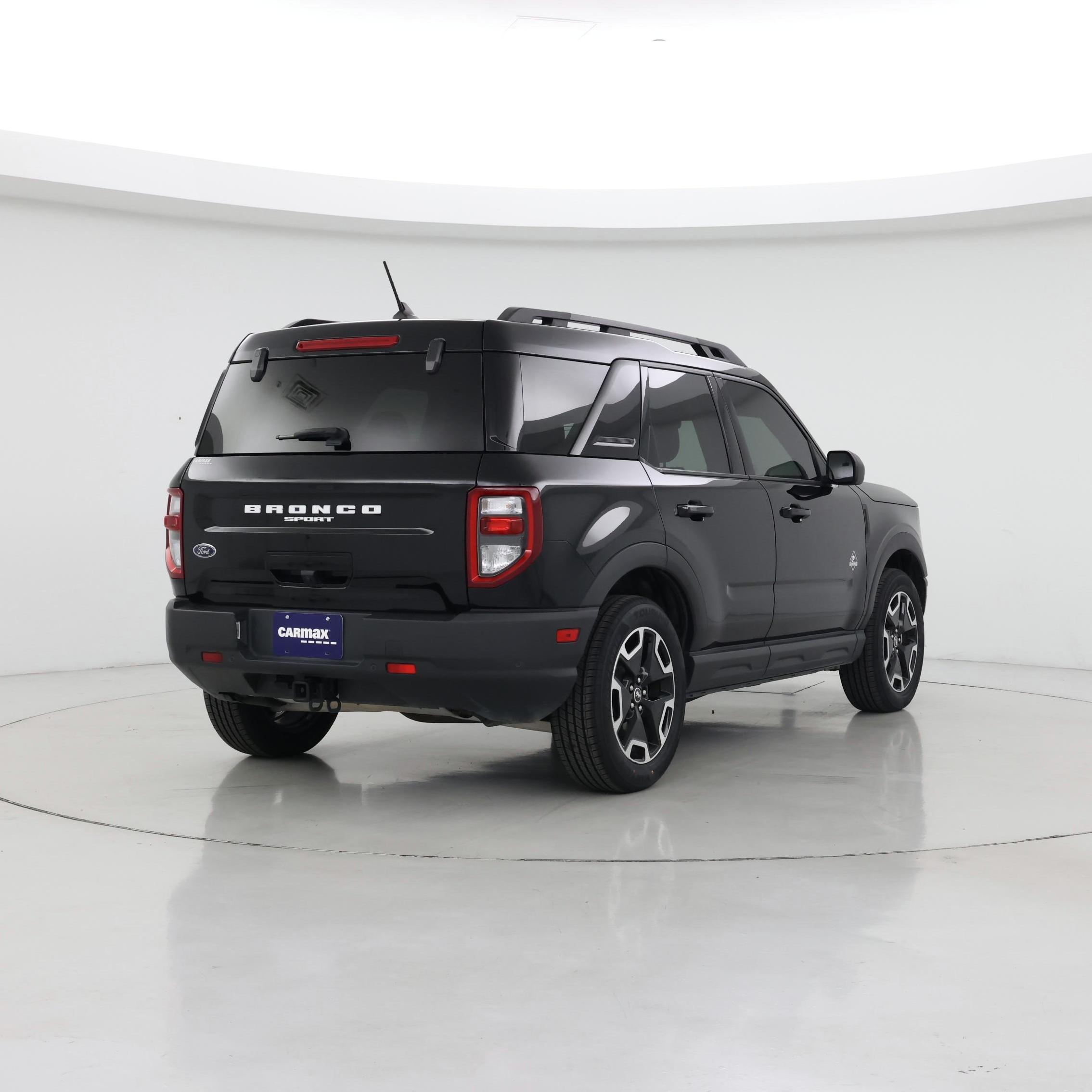 Thumbnail: 2023 Ford Bronco Sport - 8